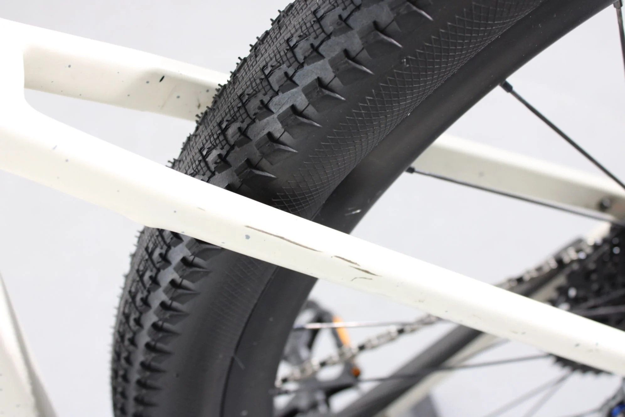 Rose BACKROAD AXS Mullet Build - Image 9