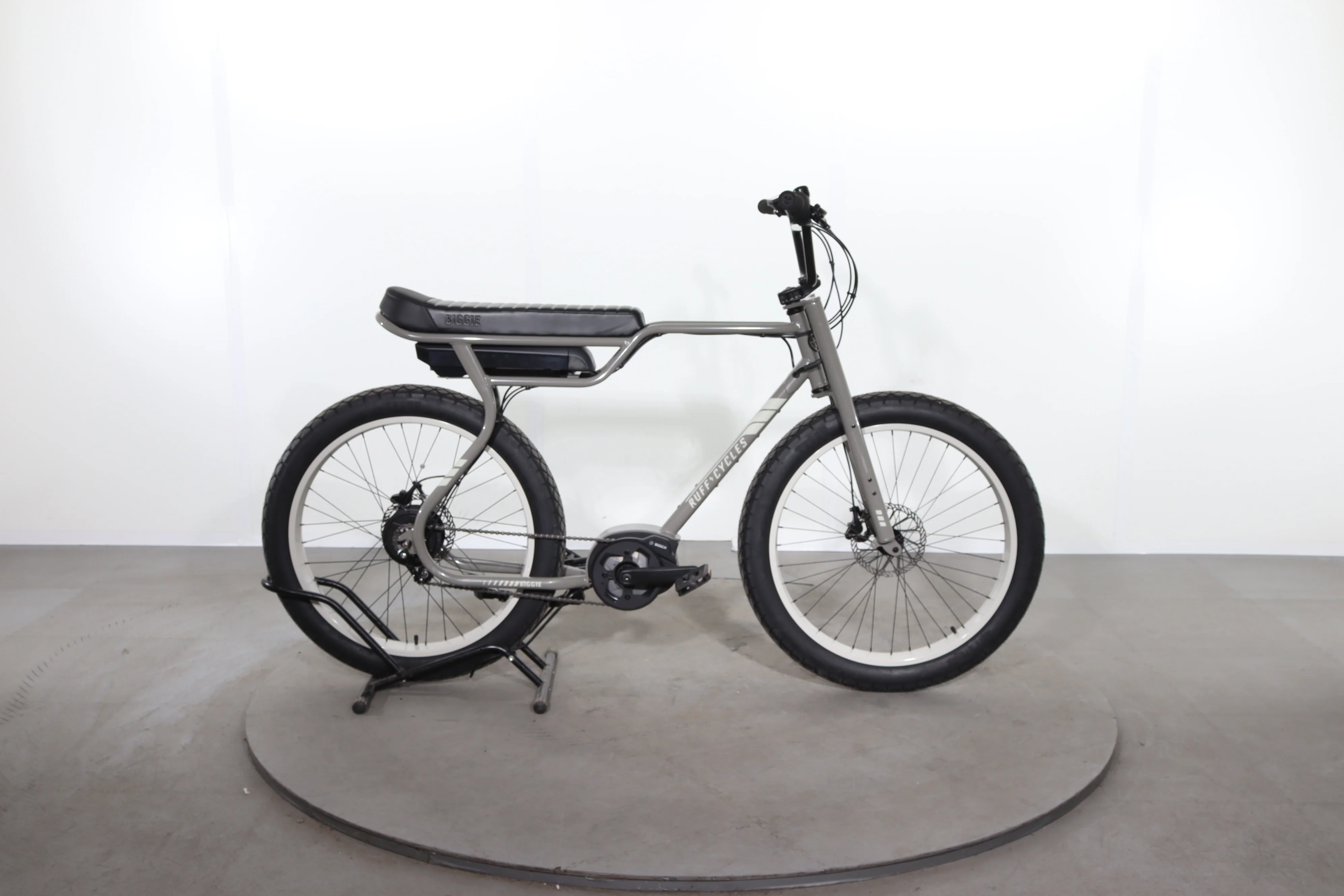 Ruff Cycles Biggie