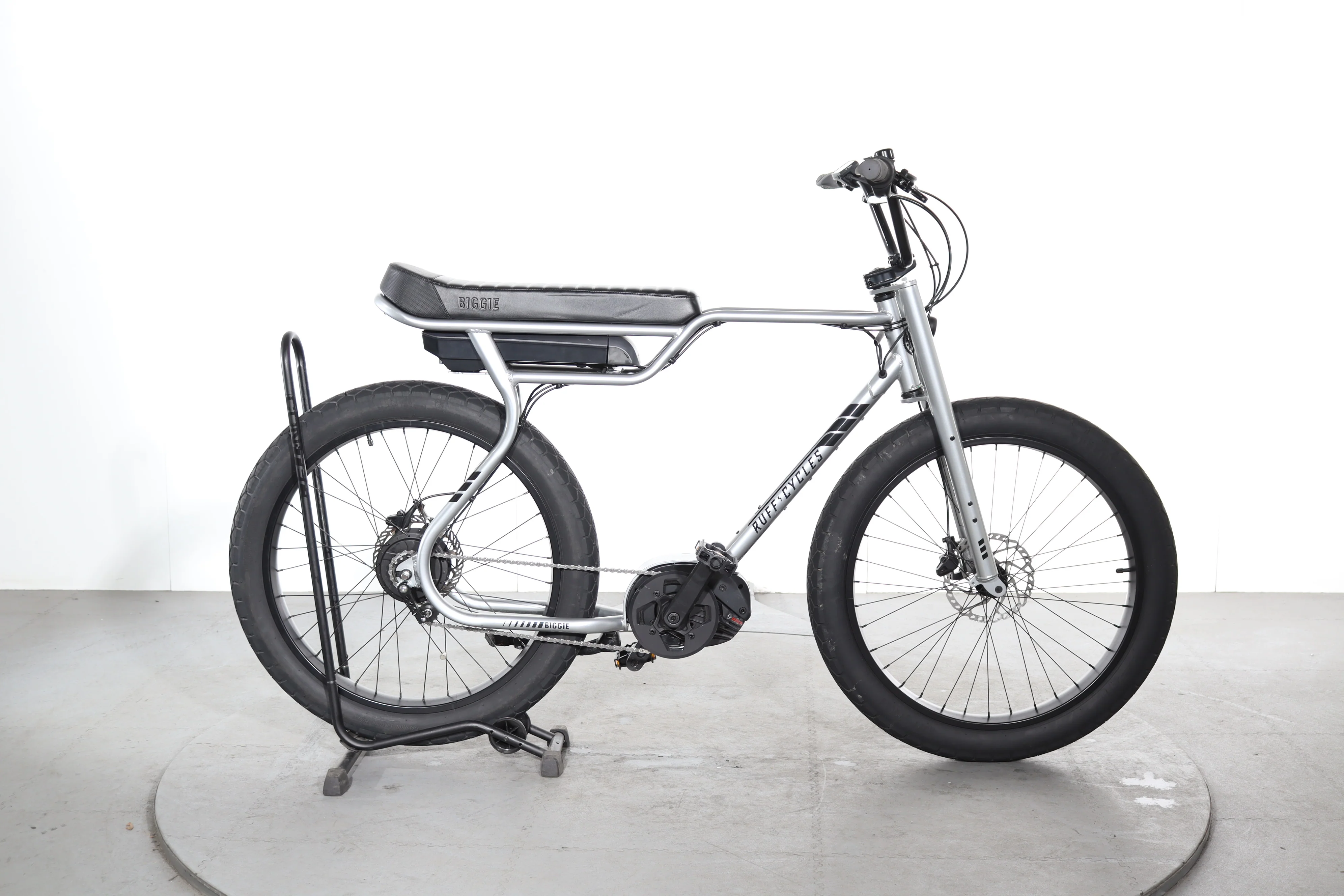 Ruff Cycles Biggie