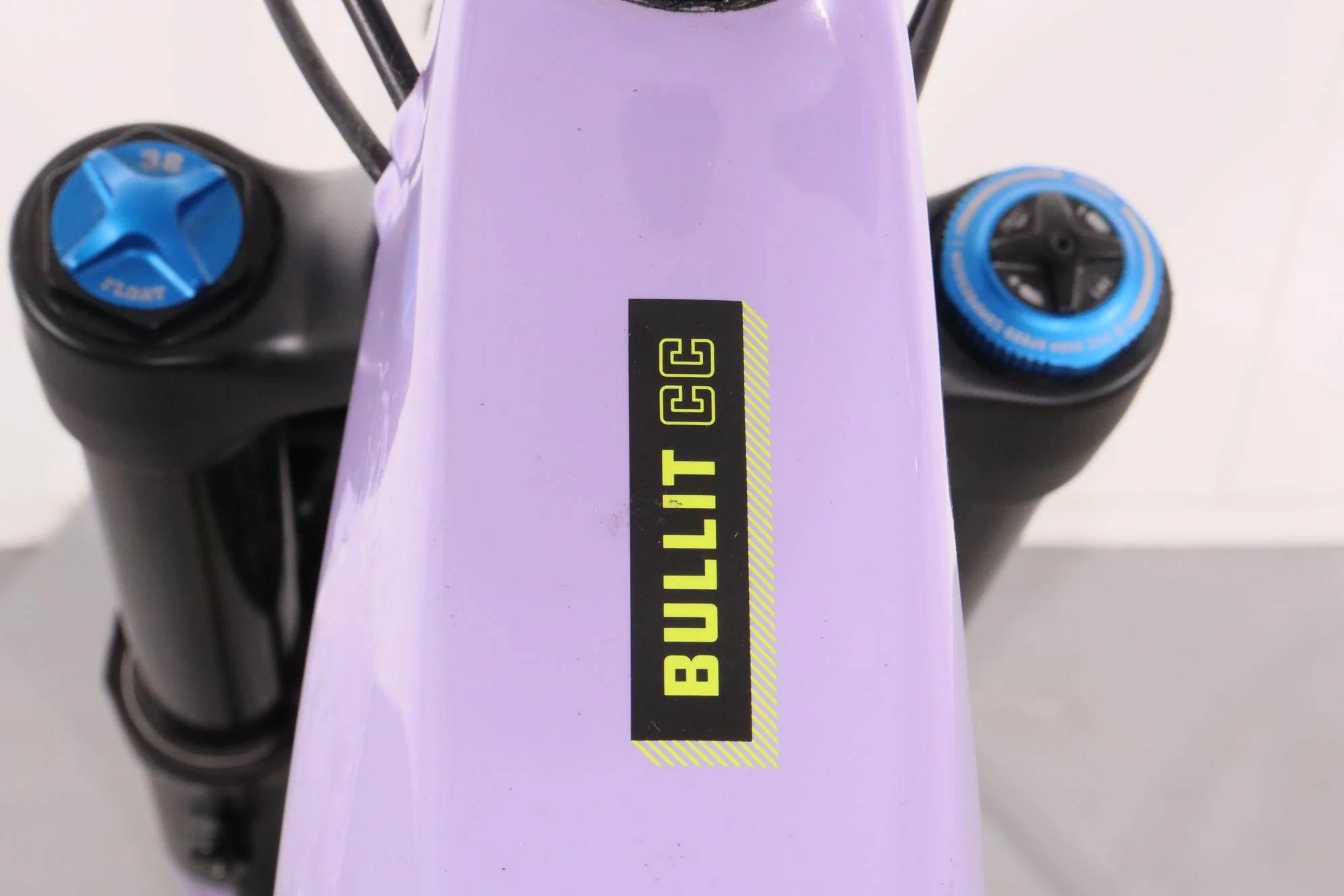 Santa Cruz Bullit 3 CC XT - Image 14