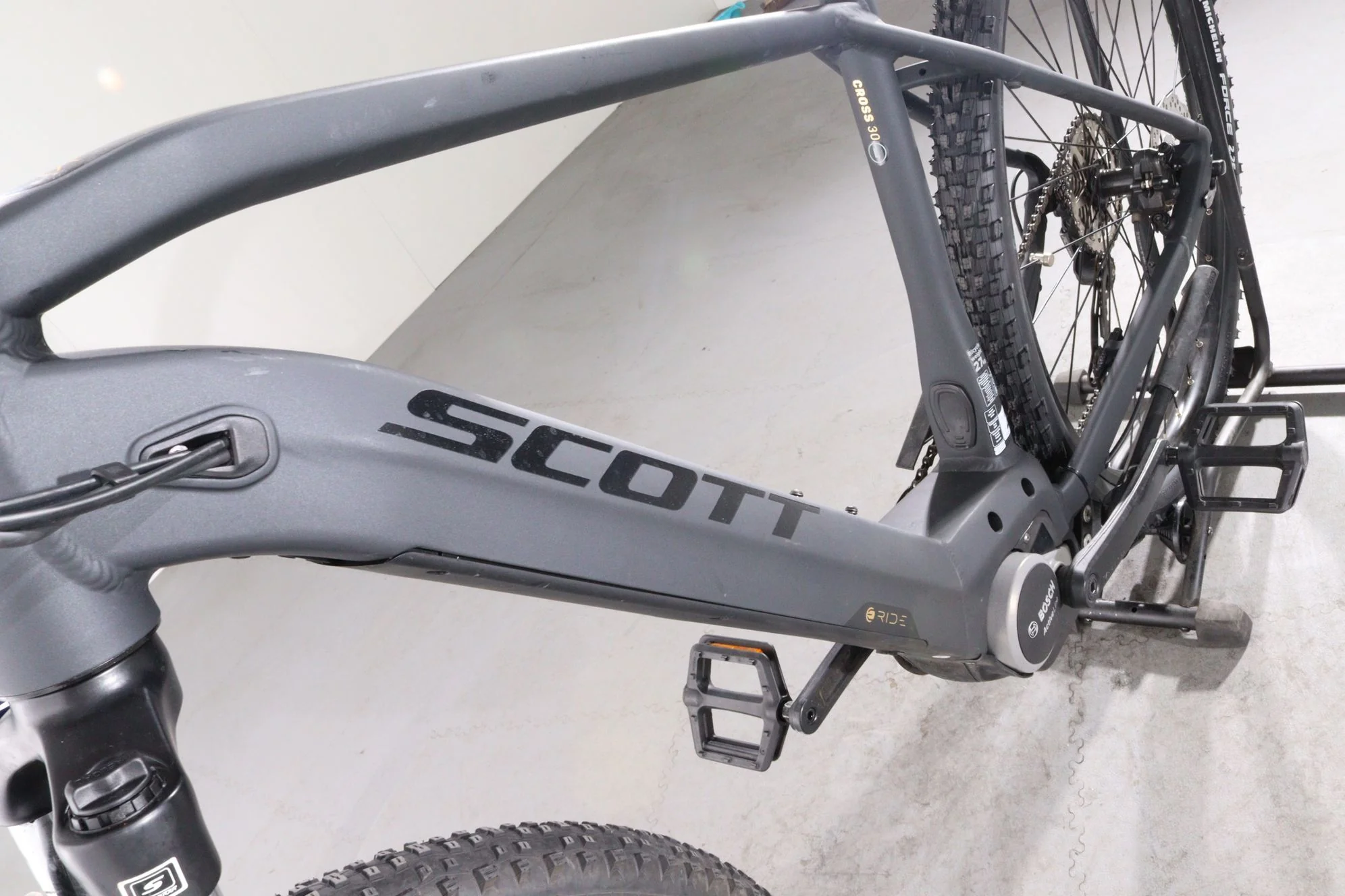 Scott E-Sub Cross 30 - Image 9
