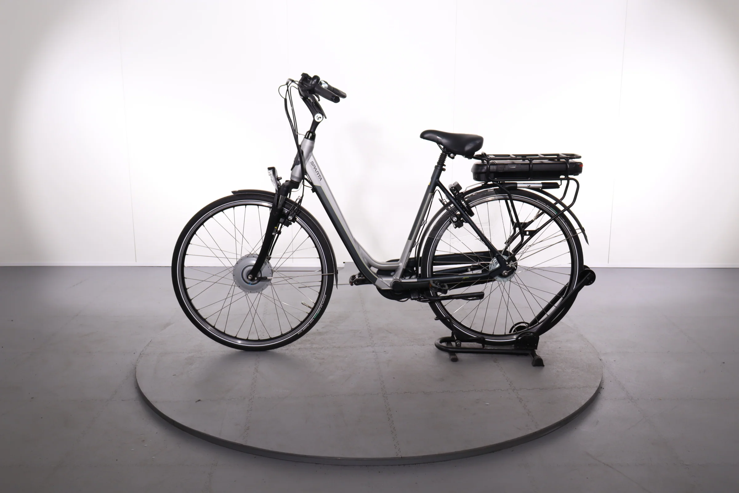 Sparta F8E - Image 4