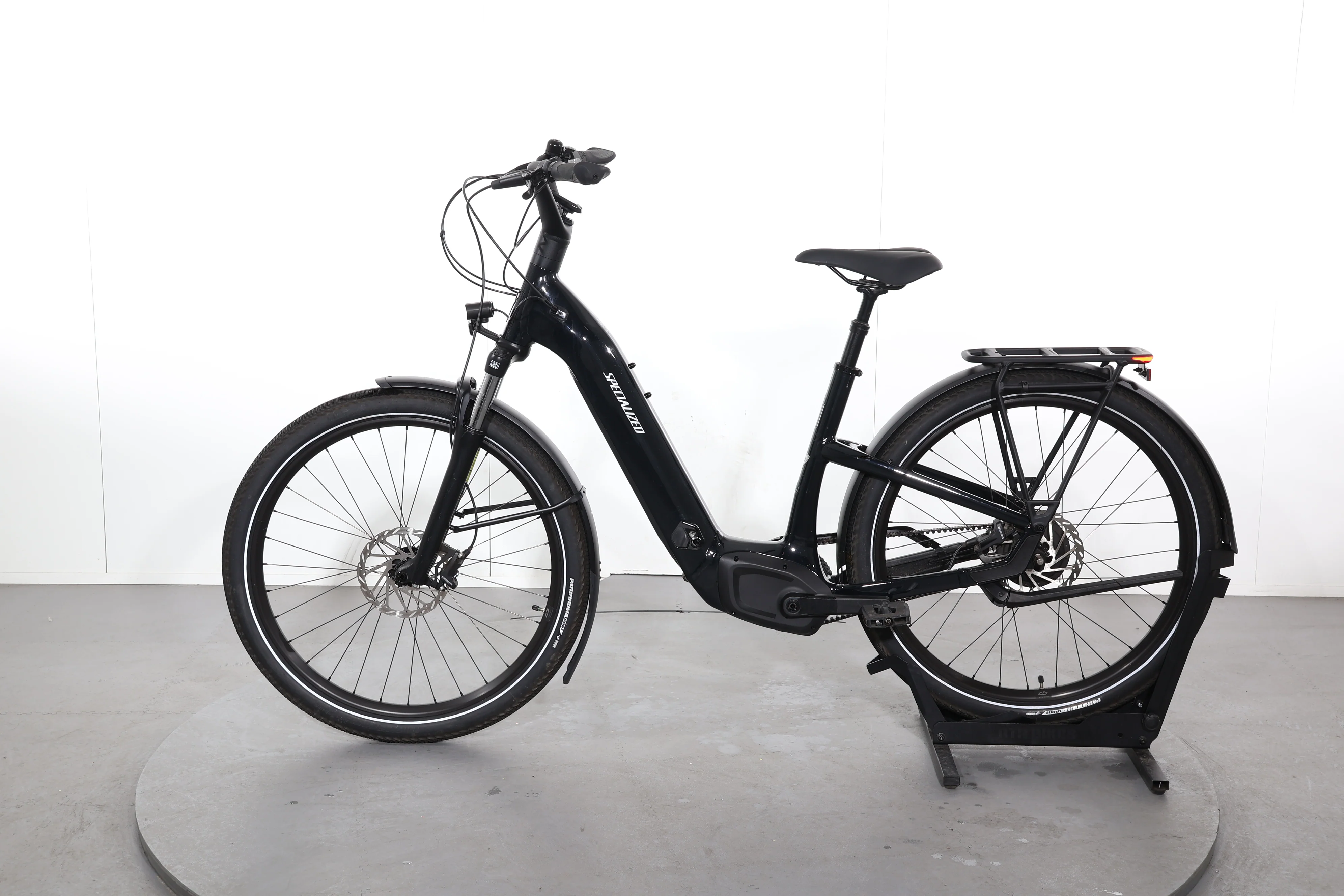 Specialized Turbo COMO 4.0 IGH - Image 4
