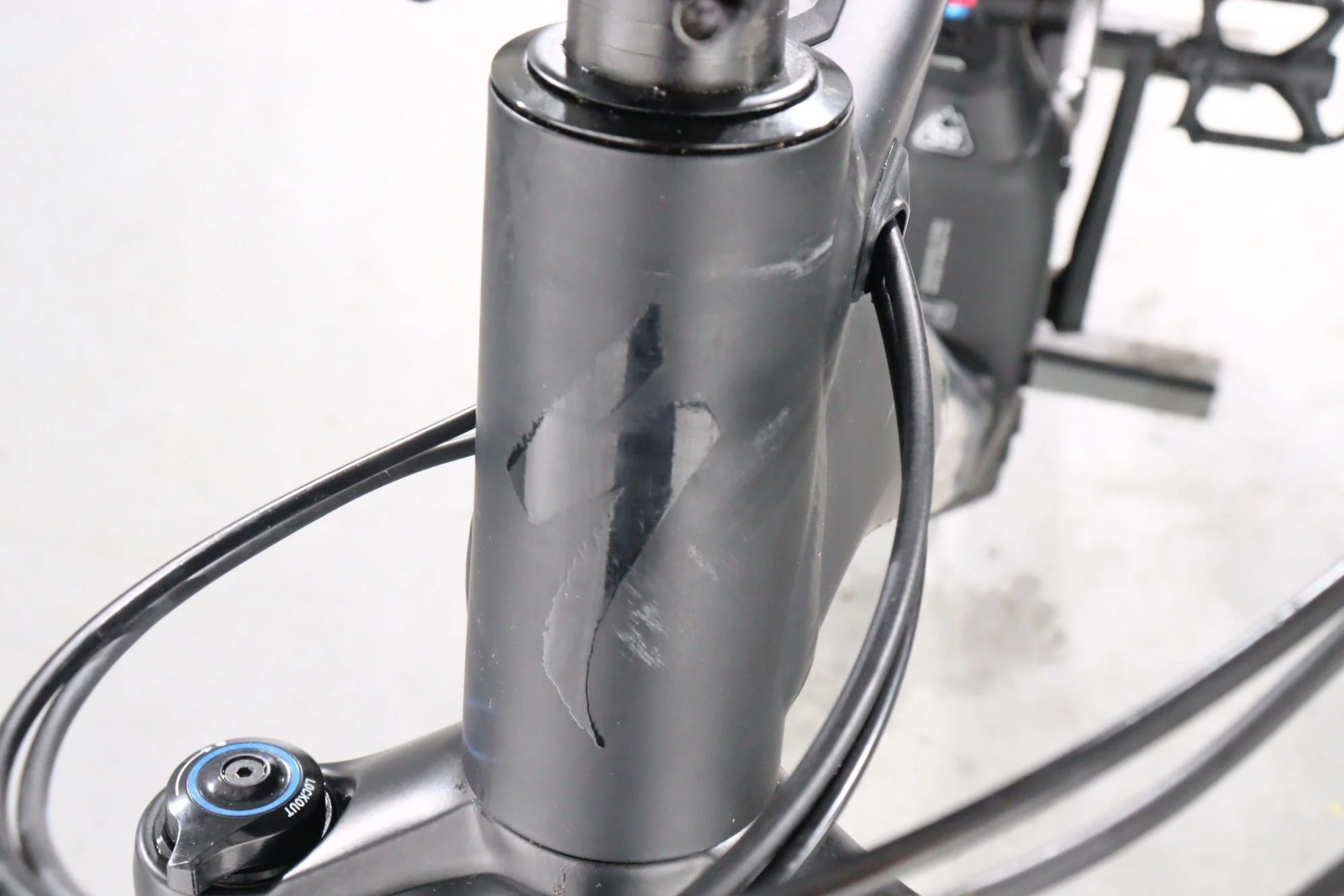 Specialized Turbo Levo Alloy - Image 12