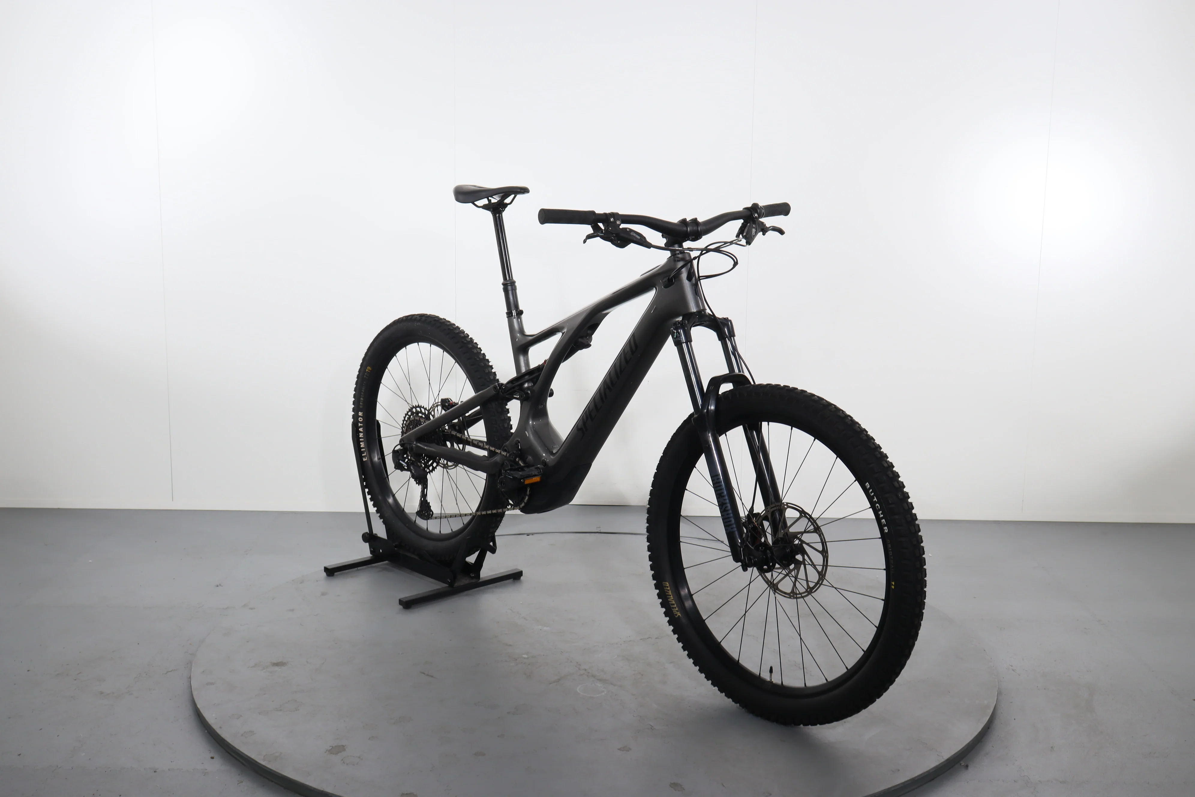 Specialized Turbo Levo Carbon - Image 2