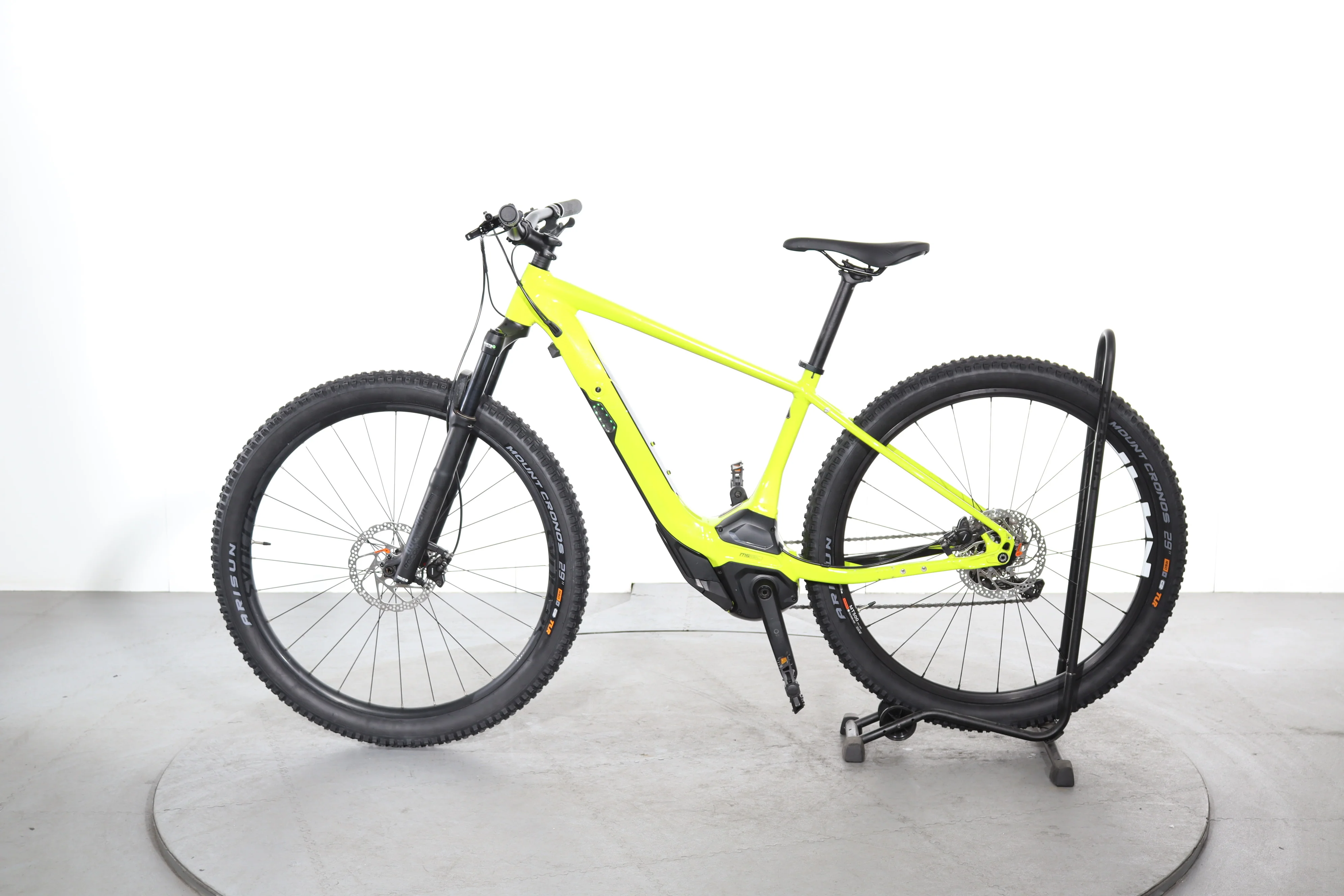 Specialized Turbo Levo Hardtail - Image 4