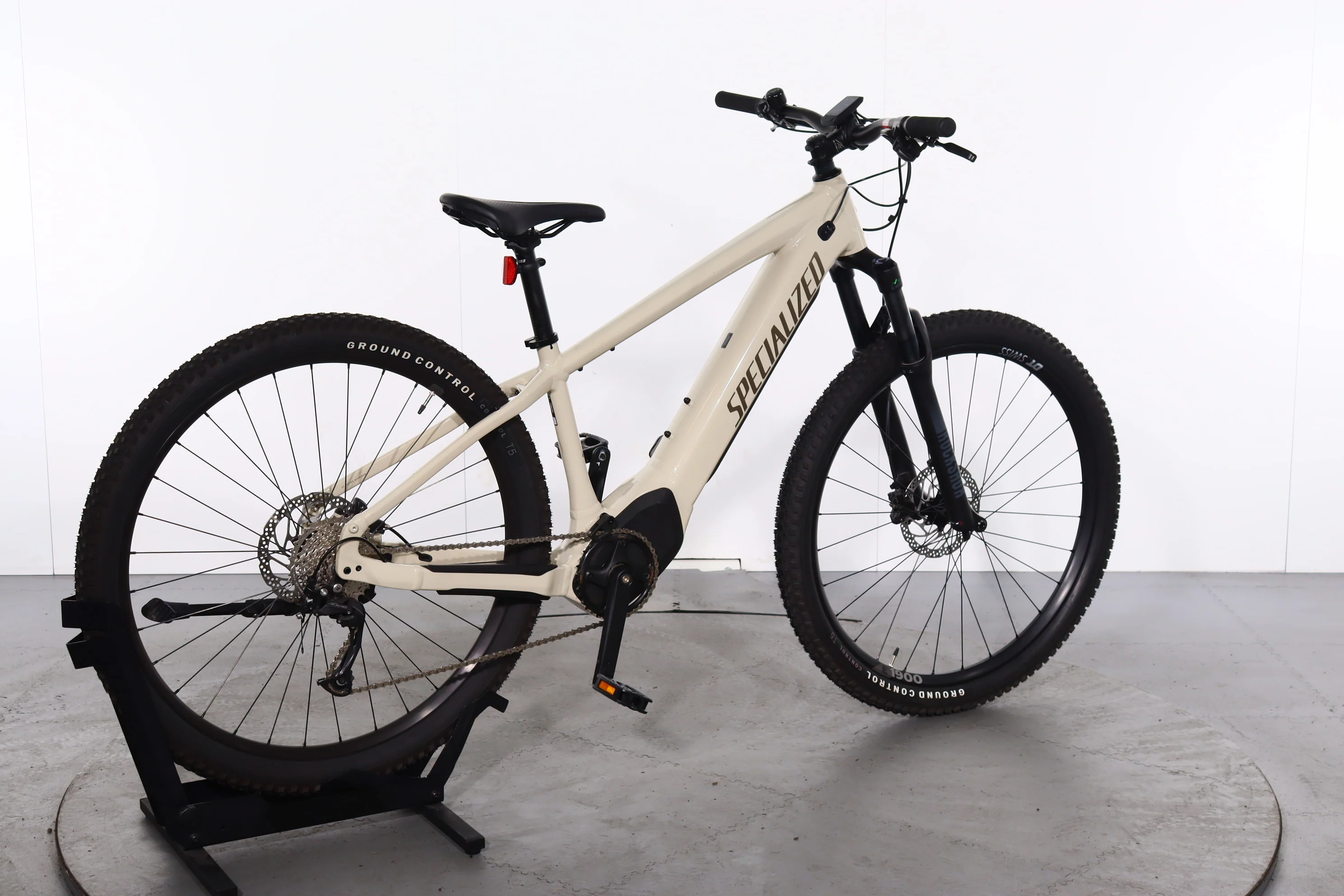 Specialized Turbo Tero 3.0 - Image 2