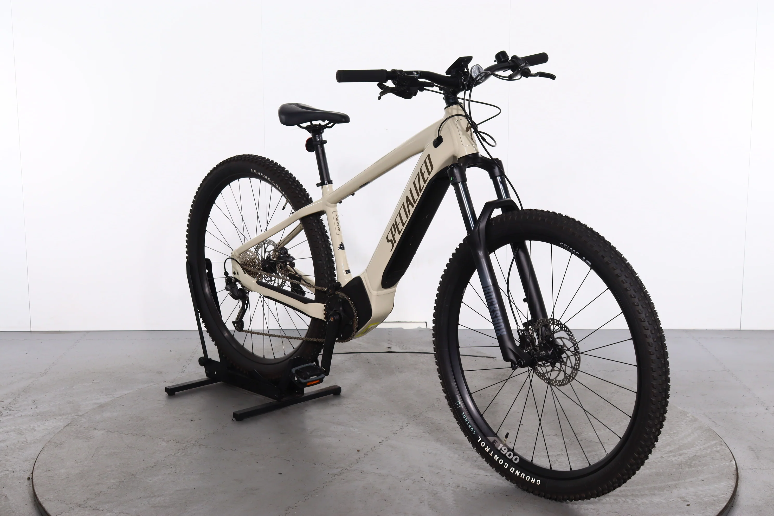 Specialized Turbo Tero 3.0 - Image 3
