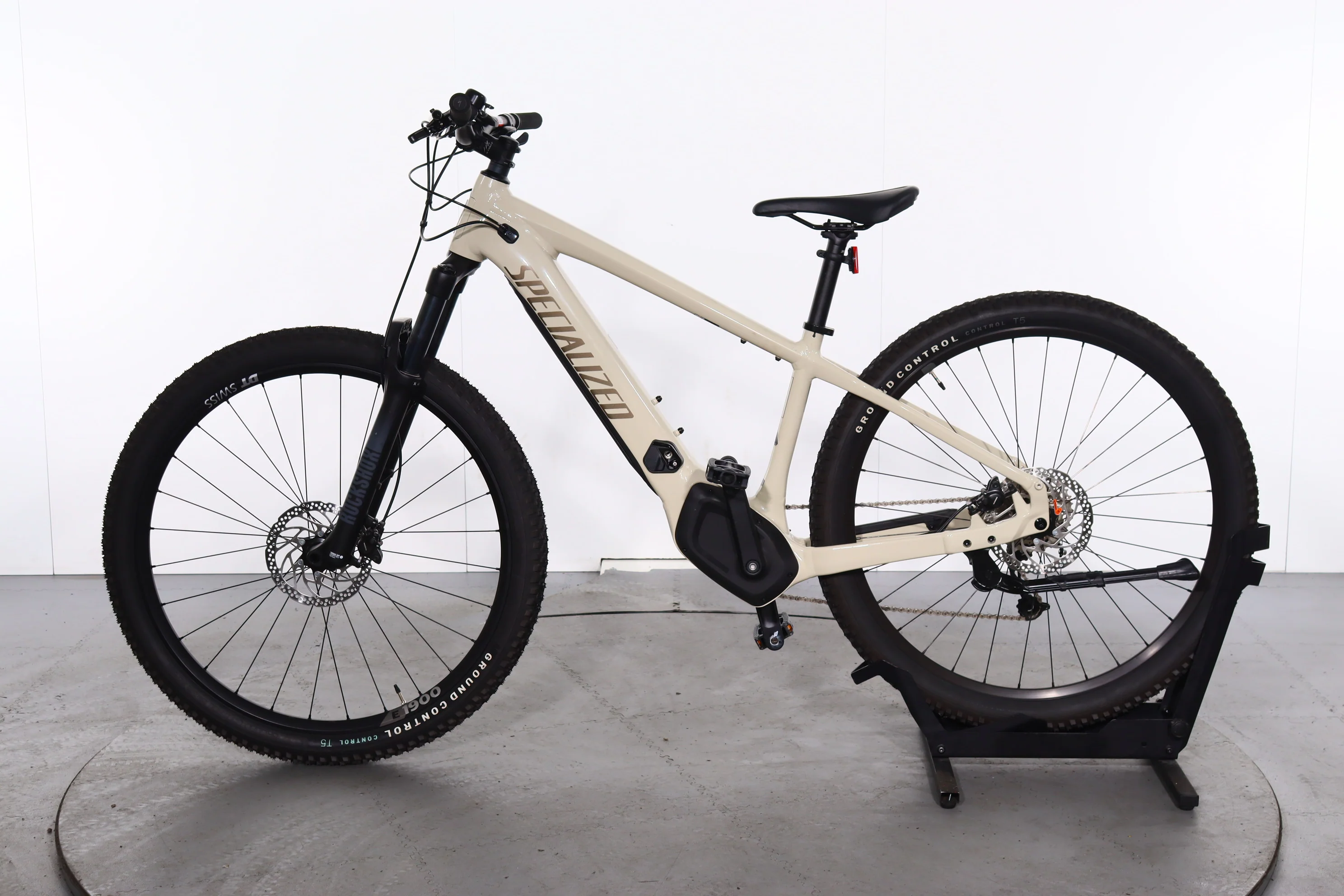Specialized Turbo Tero 3.0 - Image 5