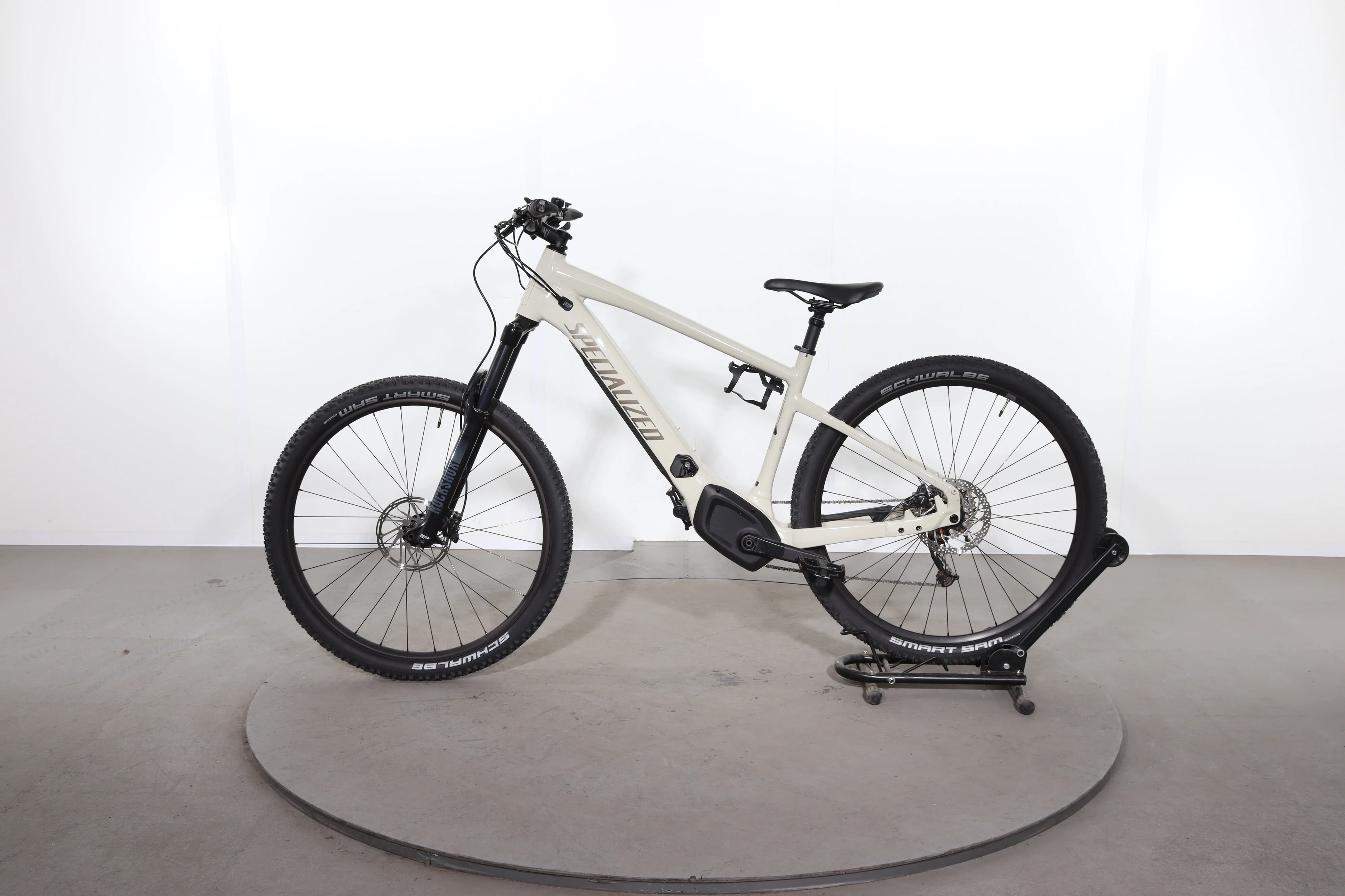 Specialized Turbo Tero 3.0 - Image 4