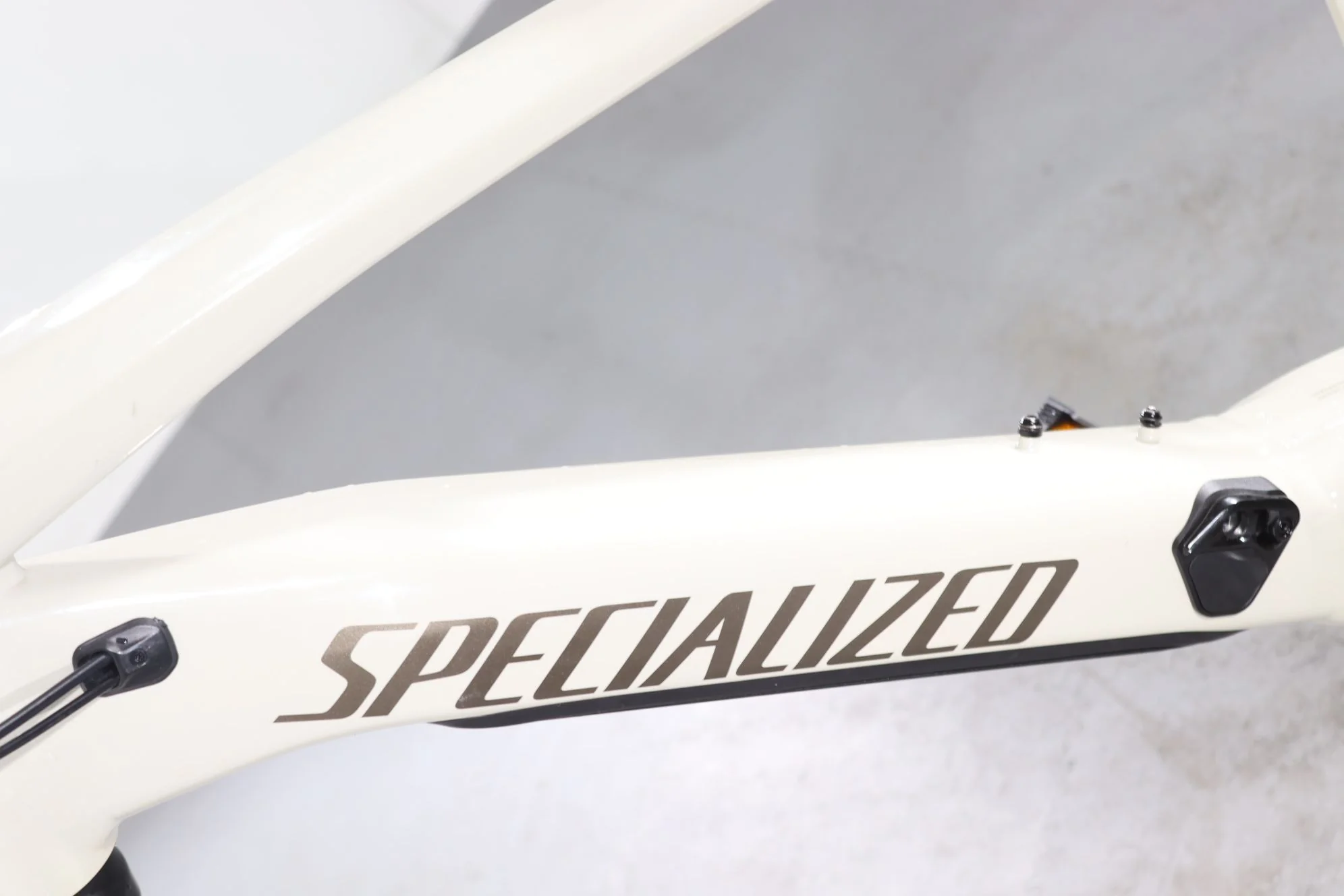 Specialized Turbo Tero 3.0 - Image 8