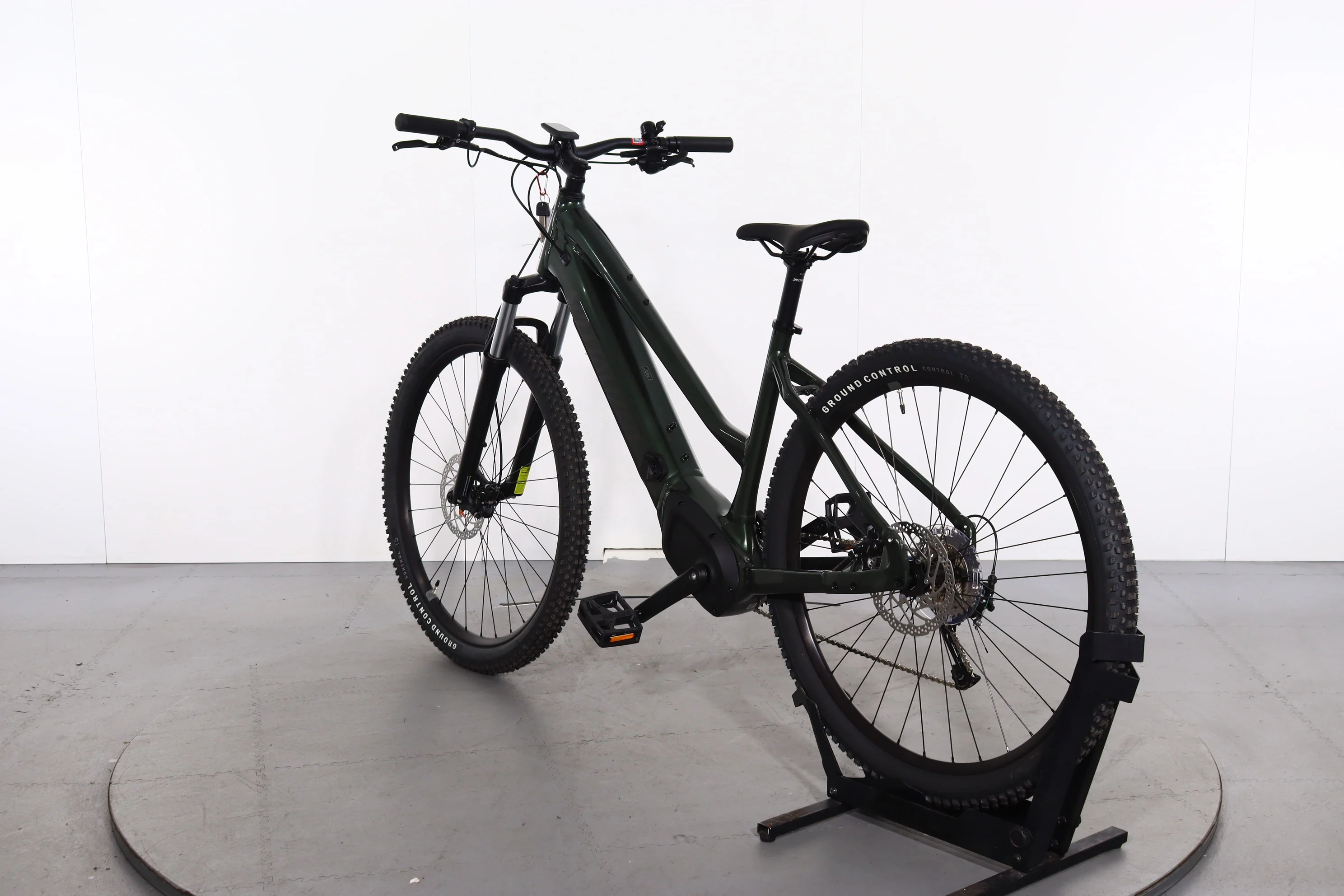 Specialized Turbo Tero 3.0 Step-Through - Image 5