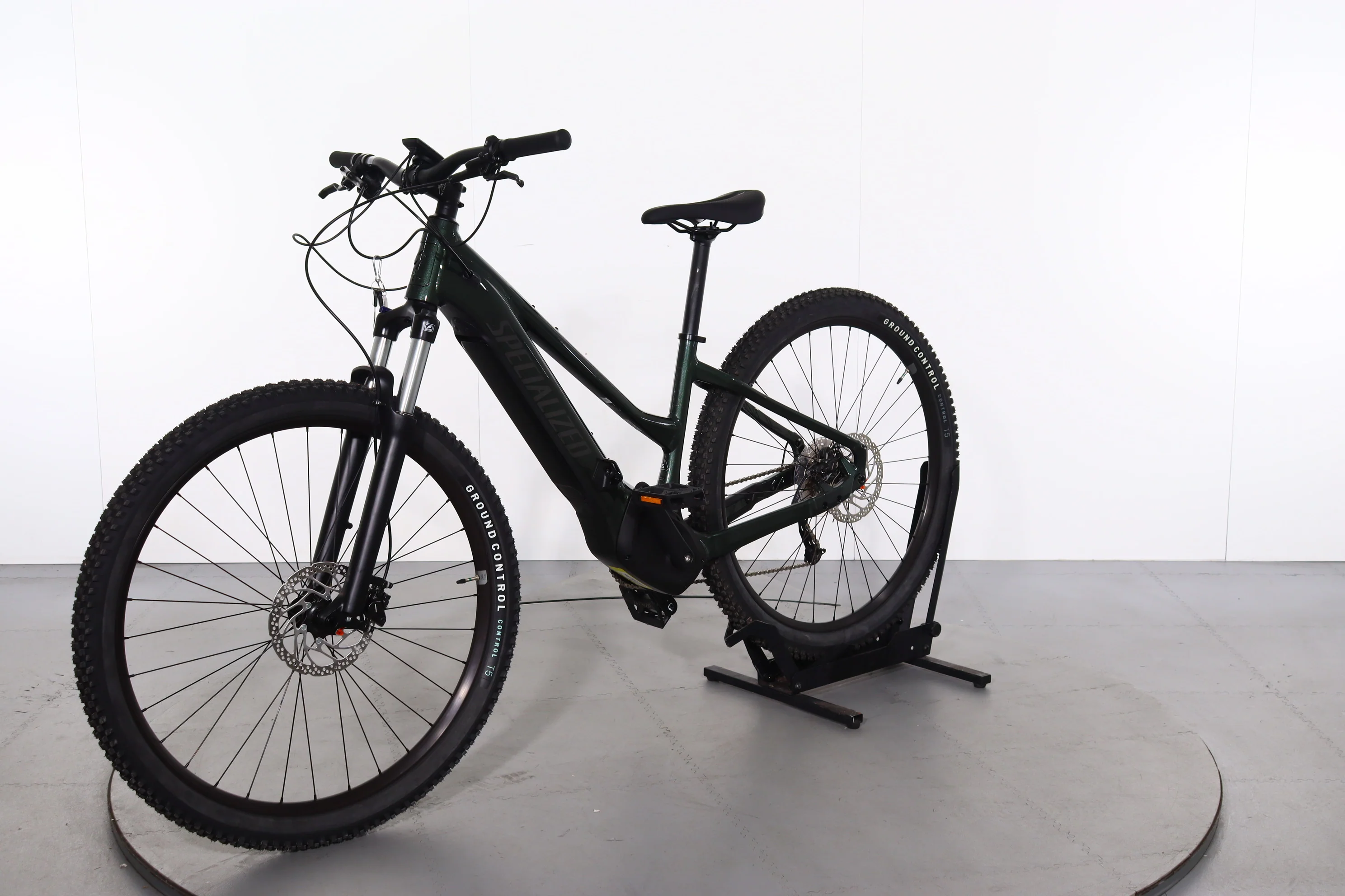 Specialized Turbo Tero 3.0 Step-Through - Image 3