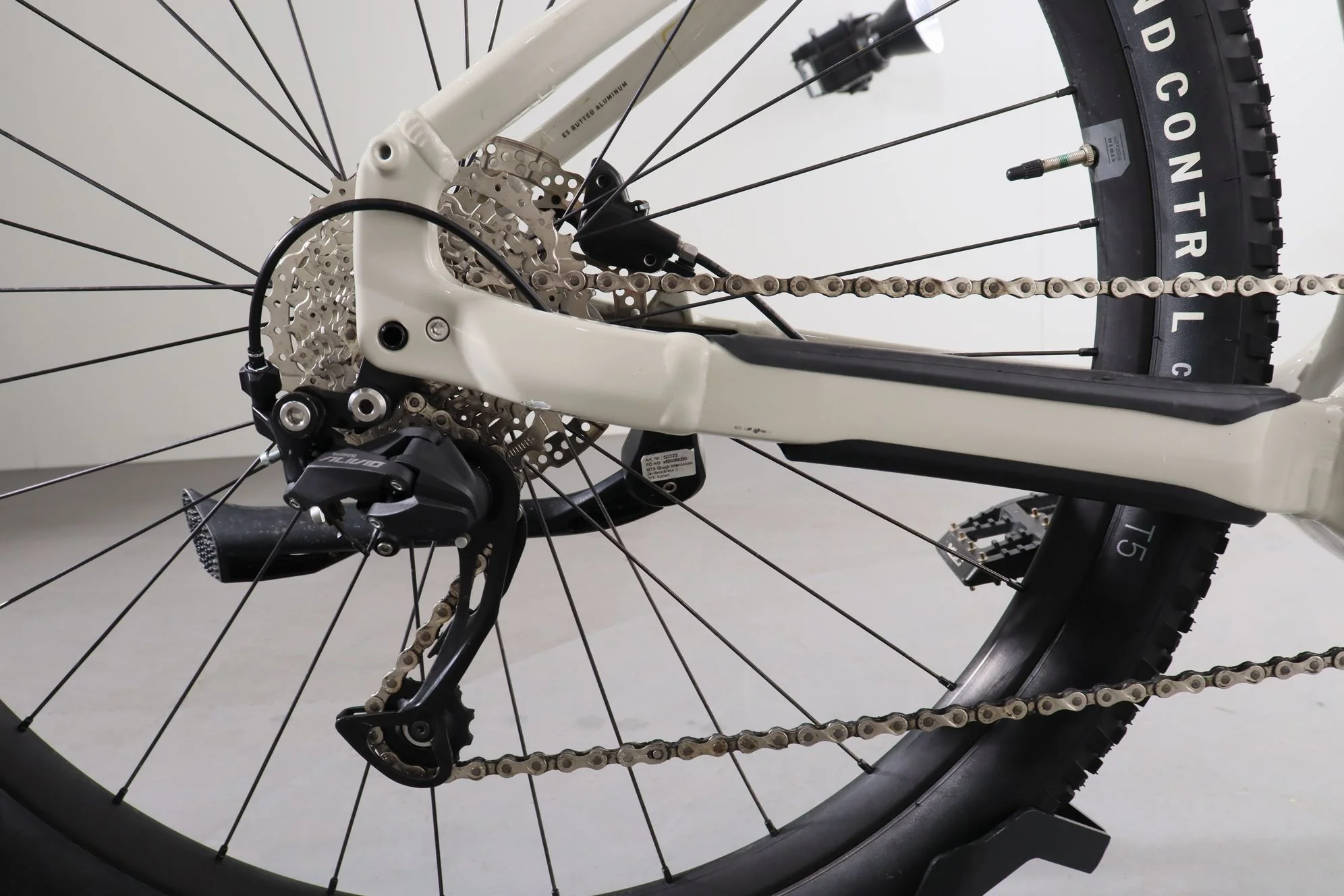 Specialized Turbo Tero 3.0 Step-Through - Image 11