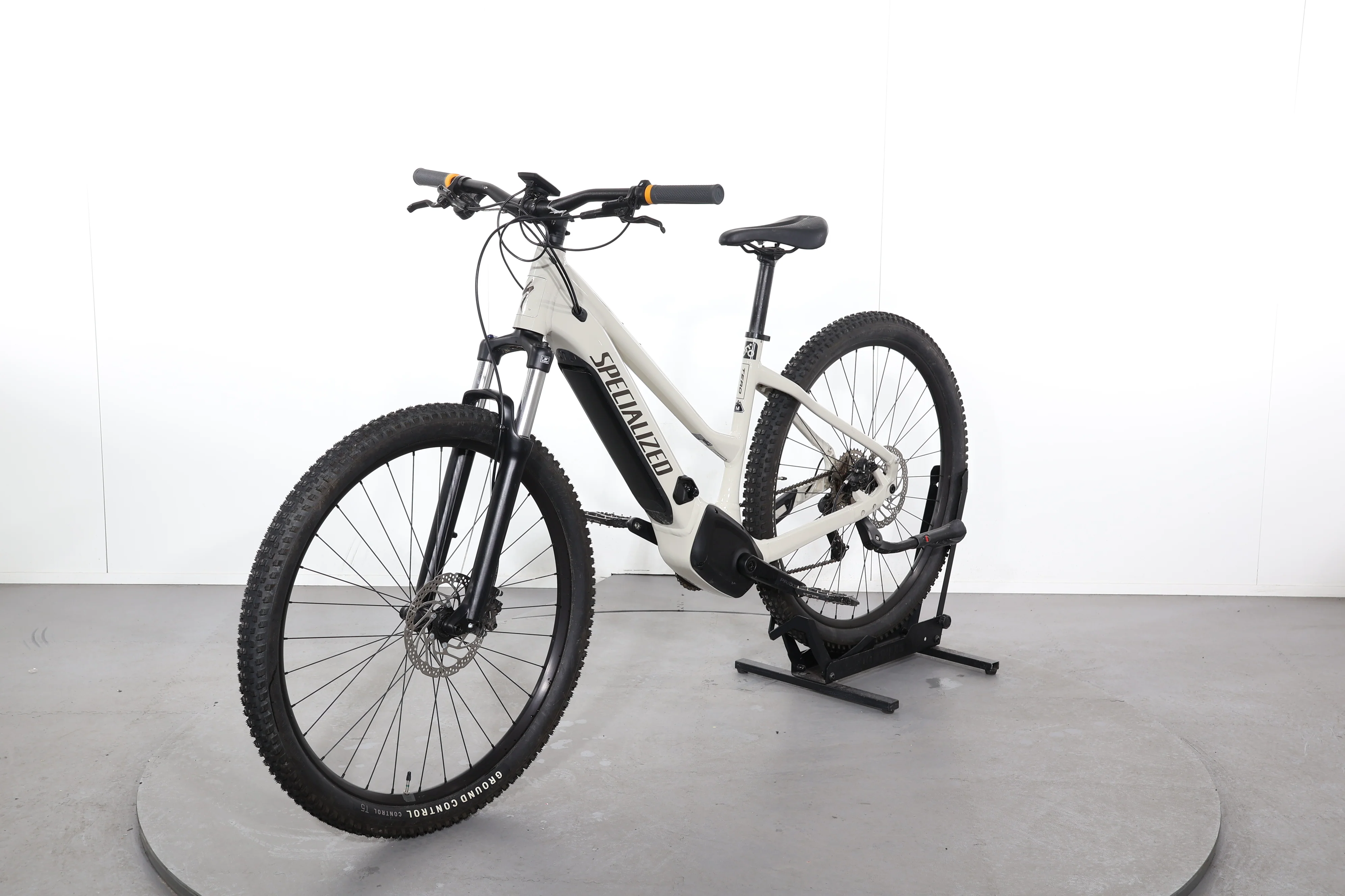 Specialized Turbo Tero 3.0 Step-Through - Image 3