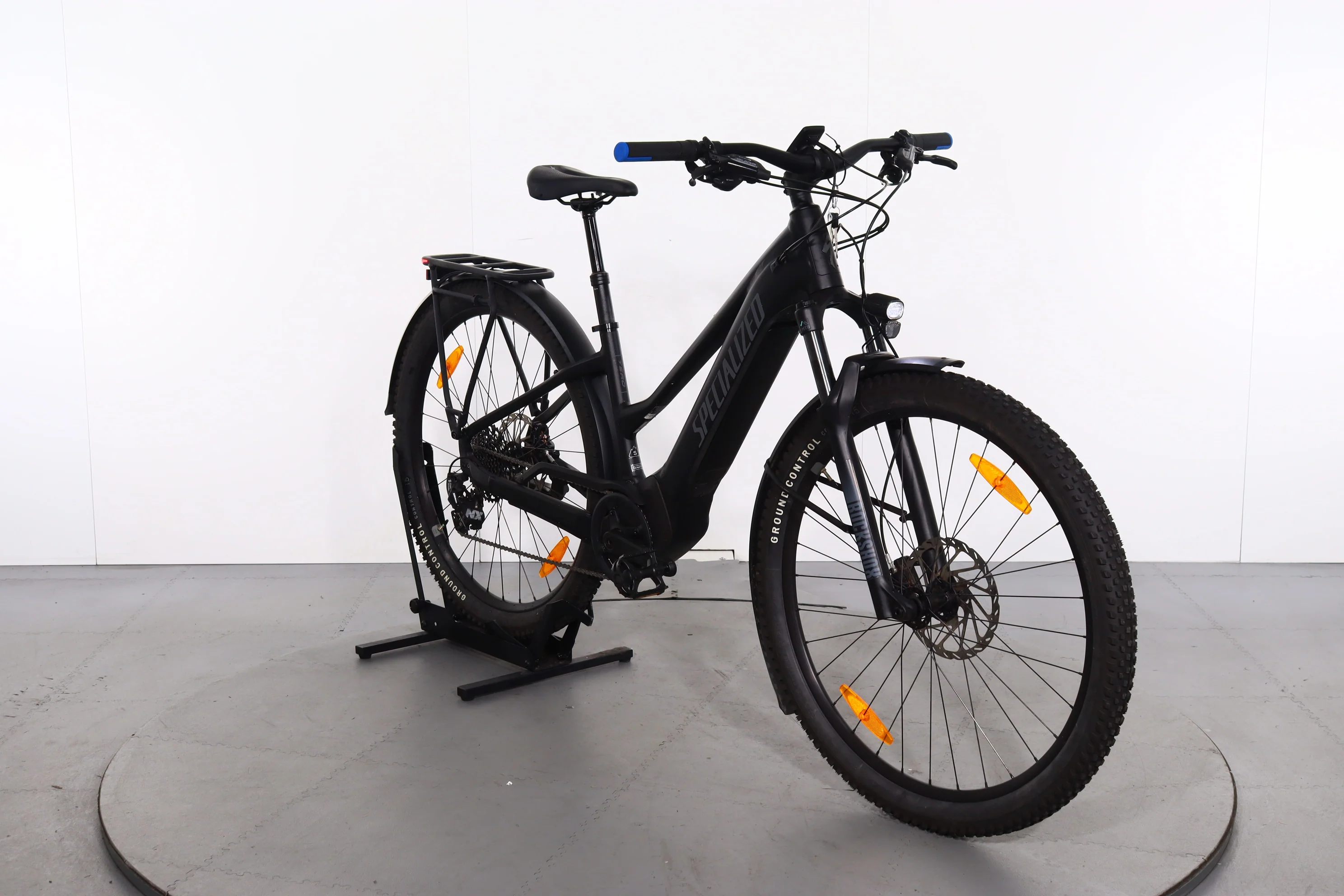 Specialized Turbo Tero 4.0 - Image 3