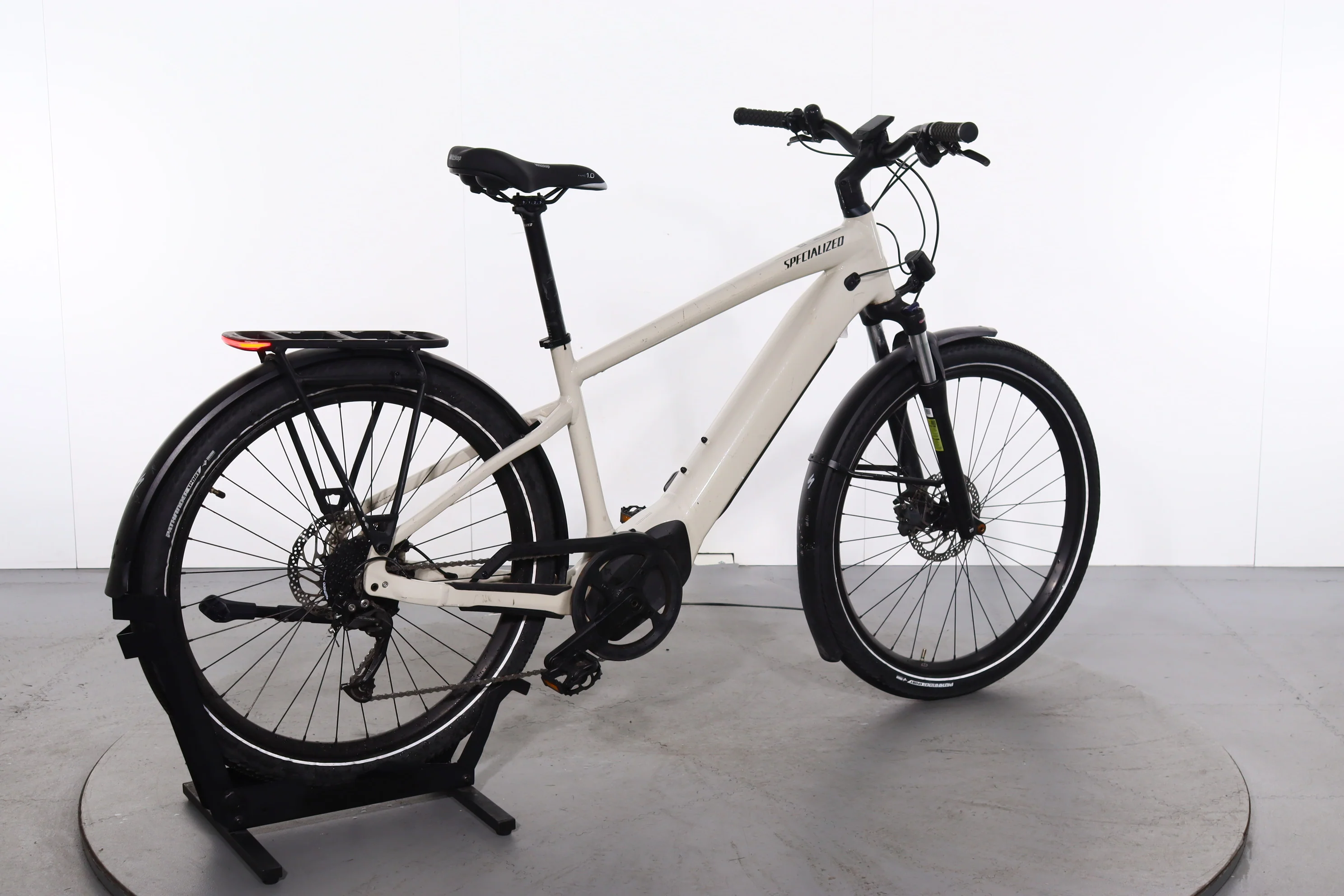 Specialized Turbo Vado 3.0 - Image 2
