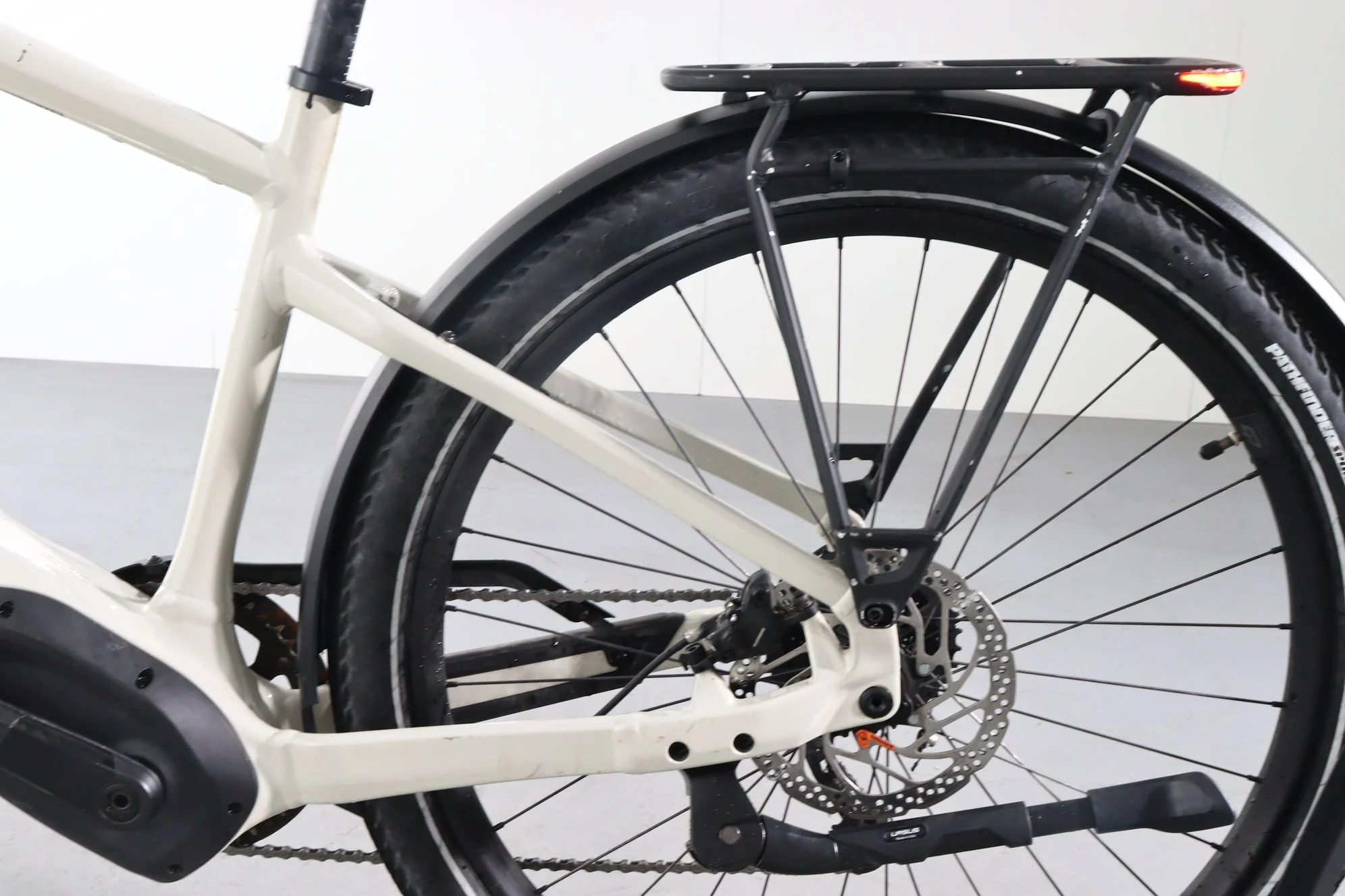 Specialized Turbo Vado 3.0 - Image 8