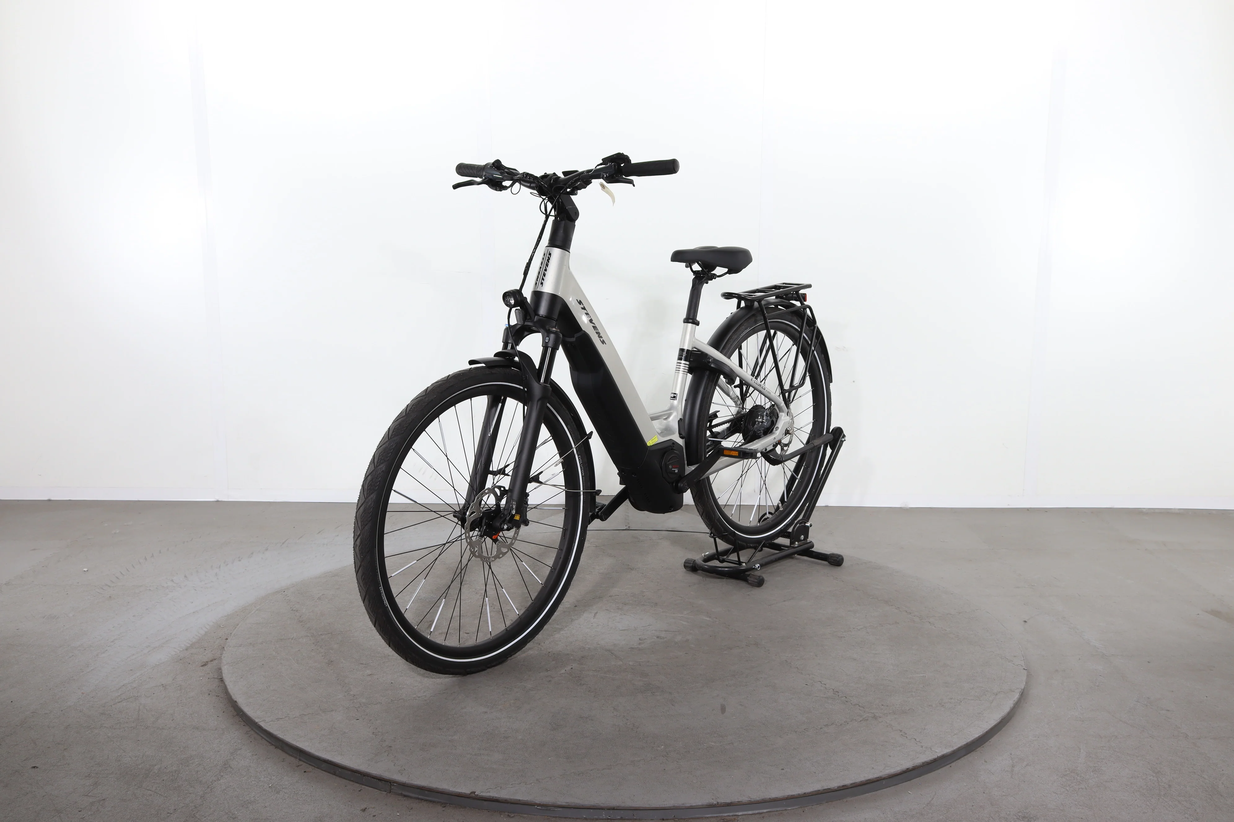 Stevens E-Courier Plus - Image 3