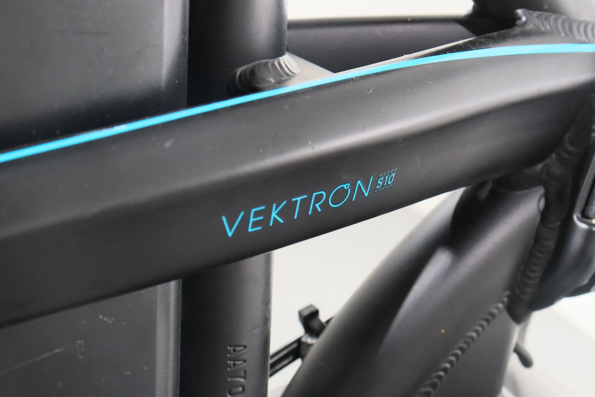 Tern Vektron S10 - Image 9