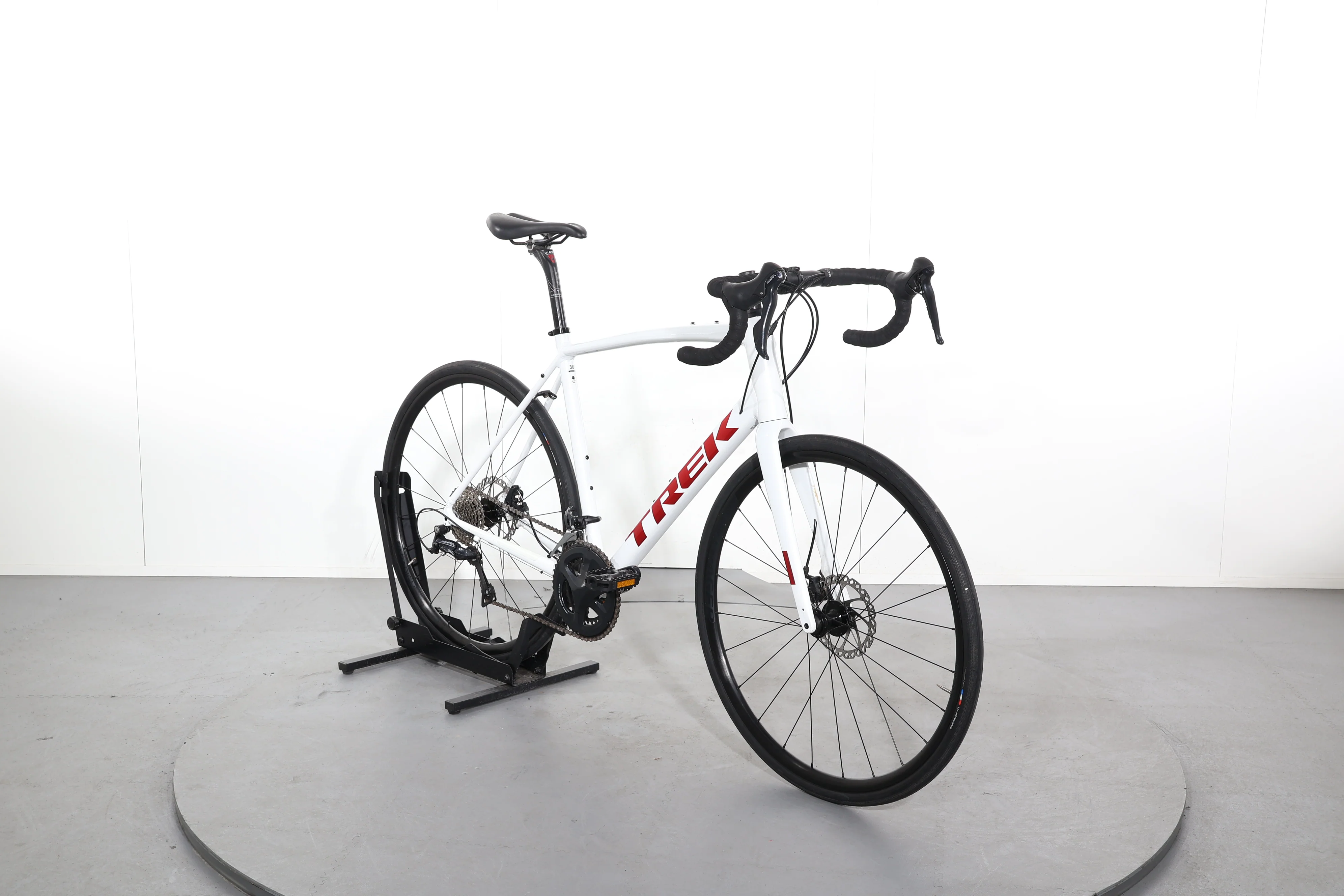 Trek Domane AL 3 - Image 2