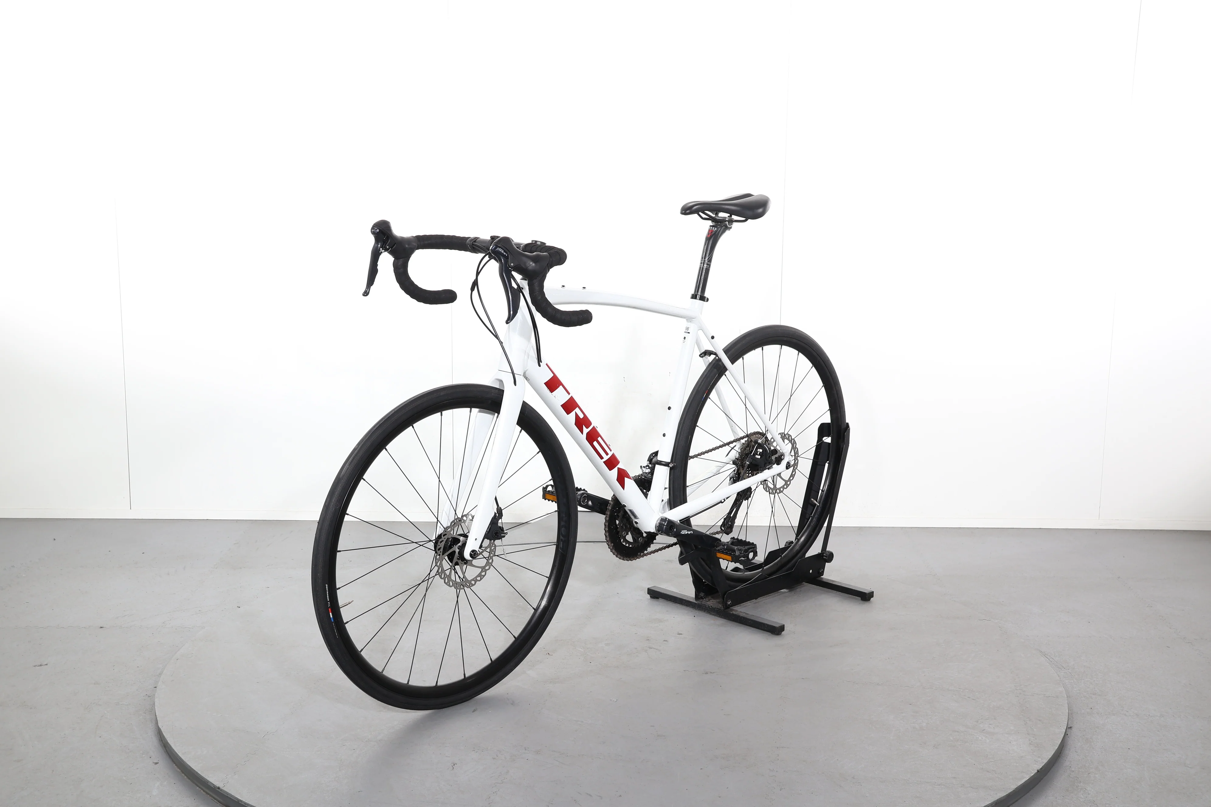 Trek Domane AL 3 - Image 3