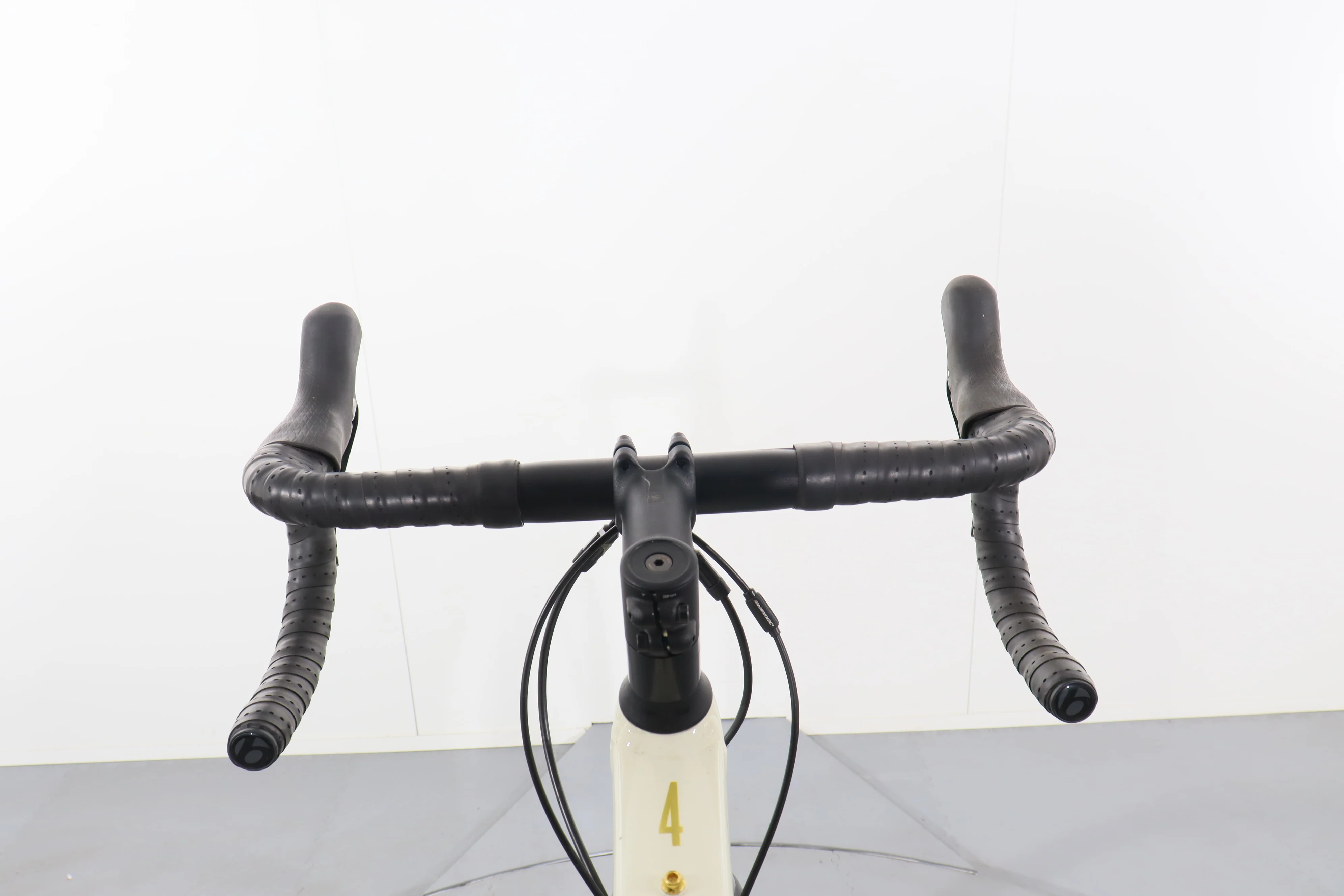 Trek Domane AL 4 - Image 7