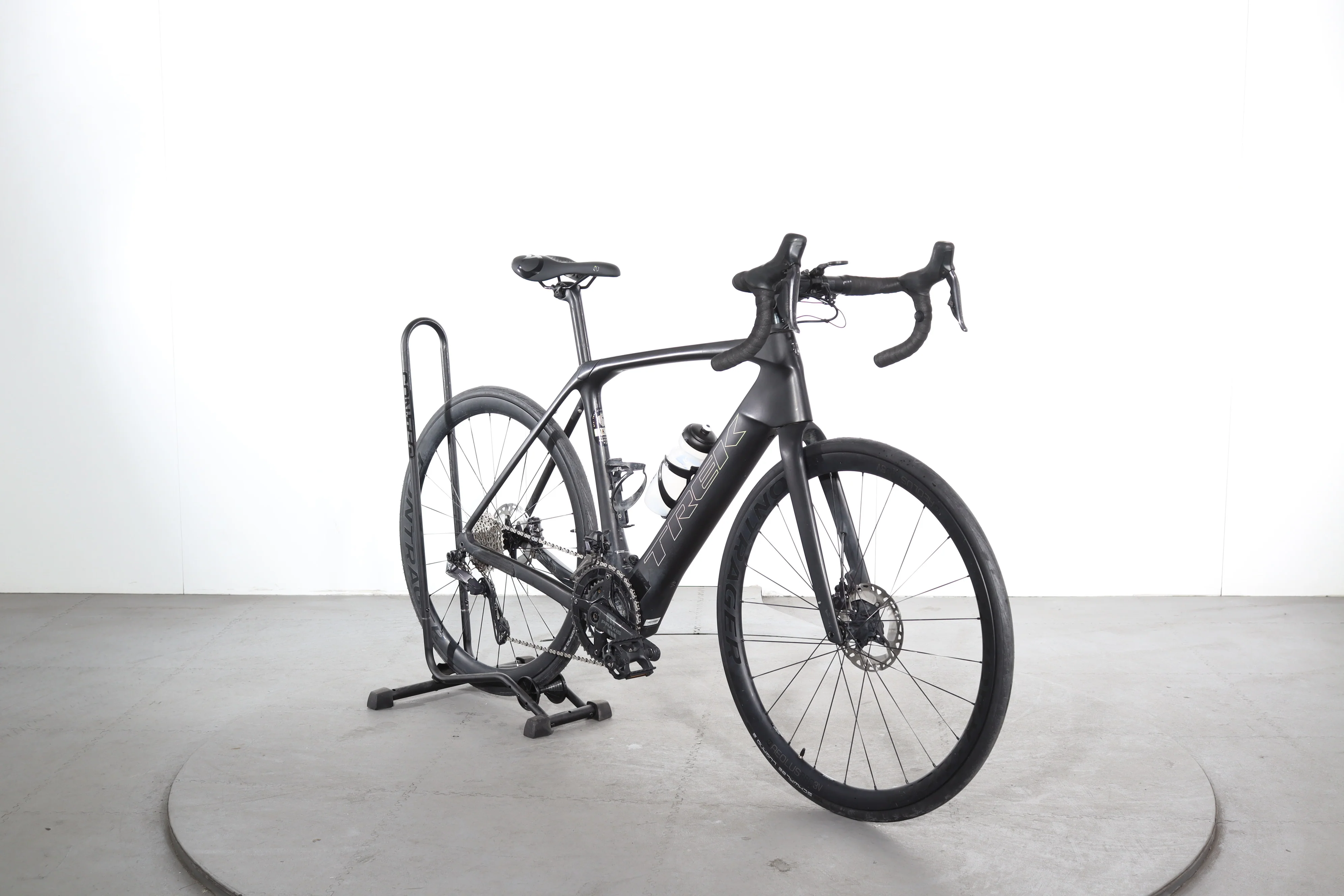 Trek Domane+ SLR 7 Gen 4 - Image 2