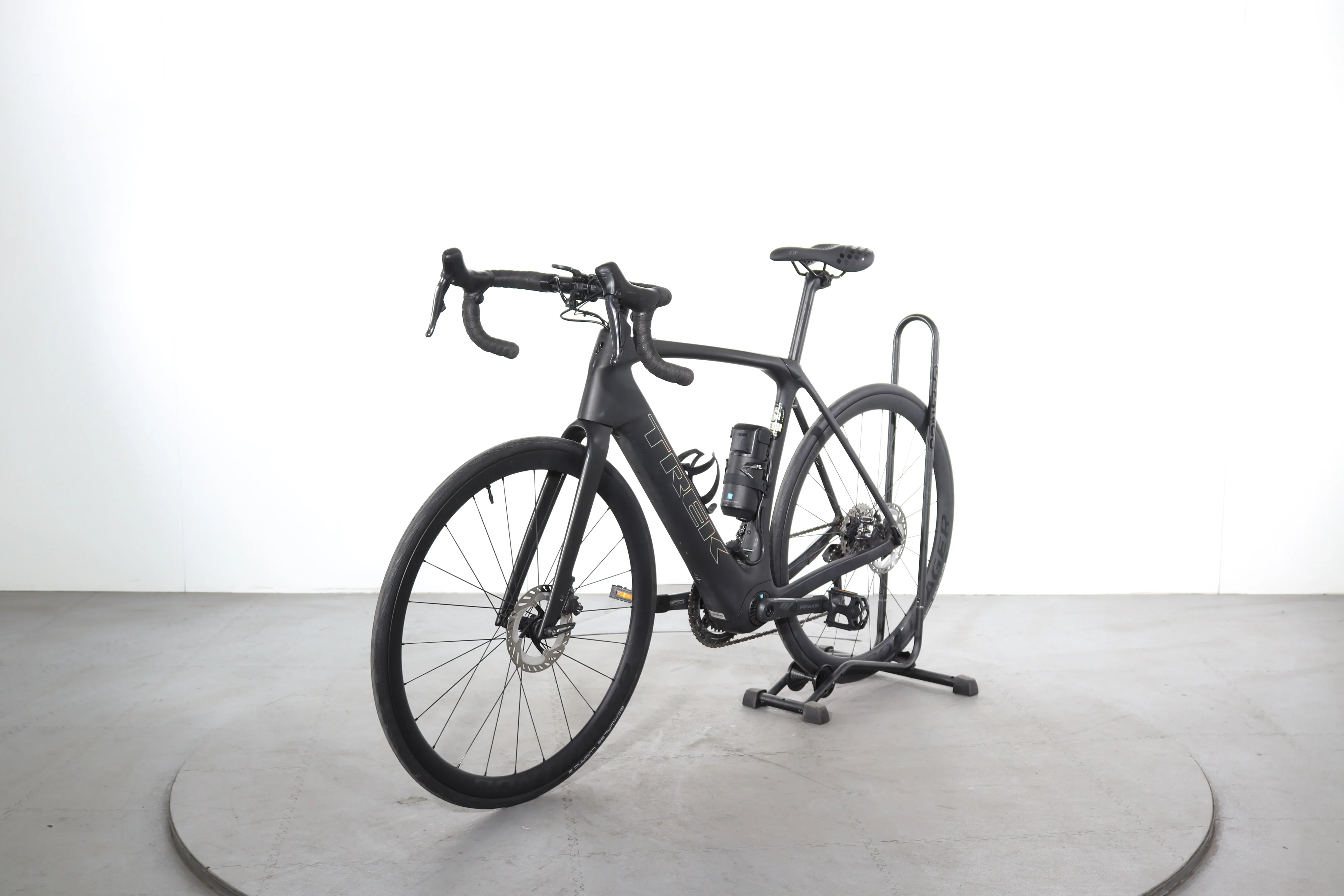 Trek Domane+ SLR 7 Gen 4 - Image 3