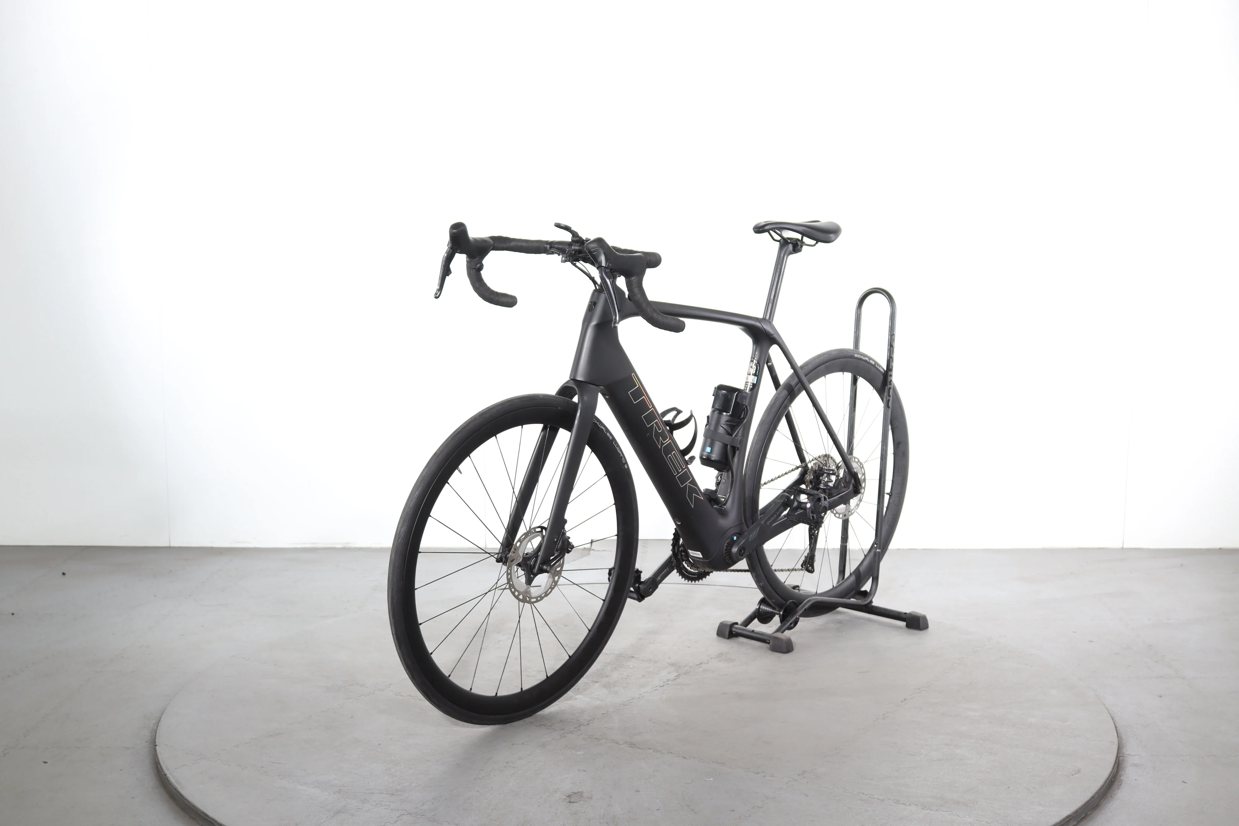 Trek Domane+ SLR 7 Gen 4 - Image 3