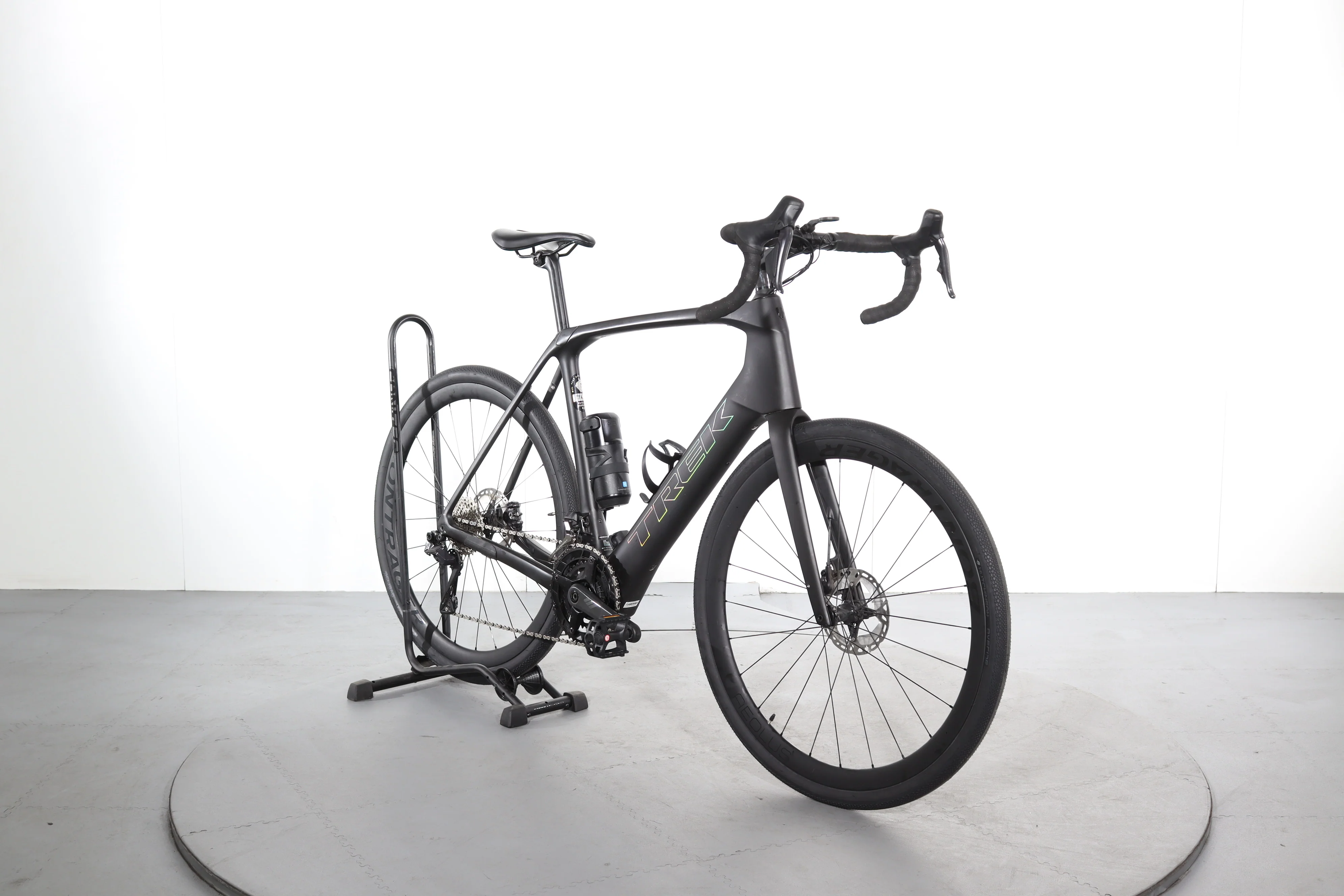 Trek Domane+ SLR 7 Gen 4 - Image 2
