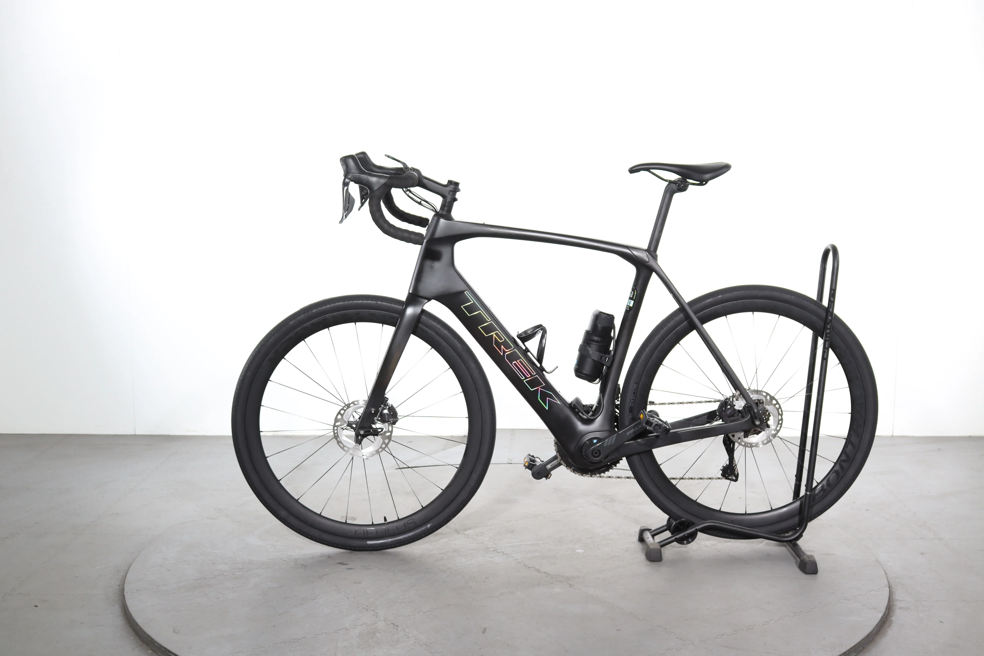 Trek Domane+ SLR 7 Gen 4 - Image 4