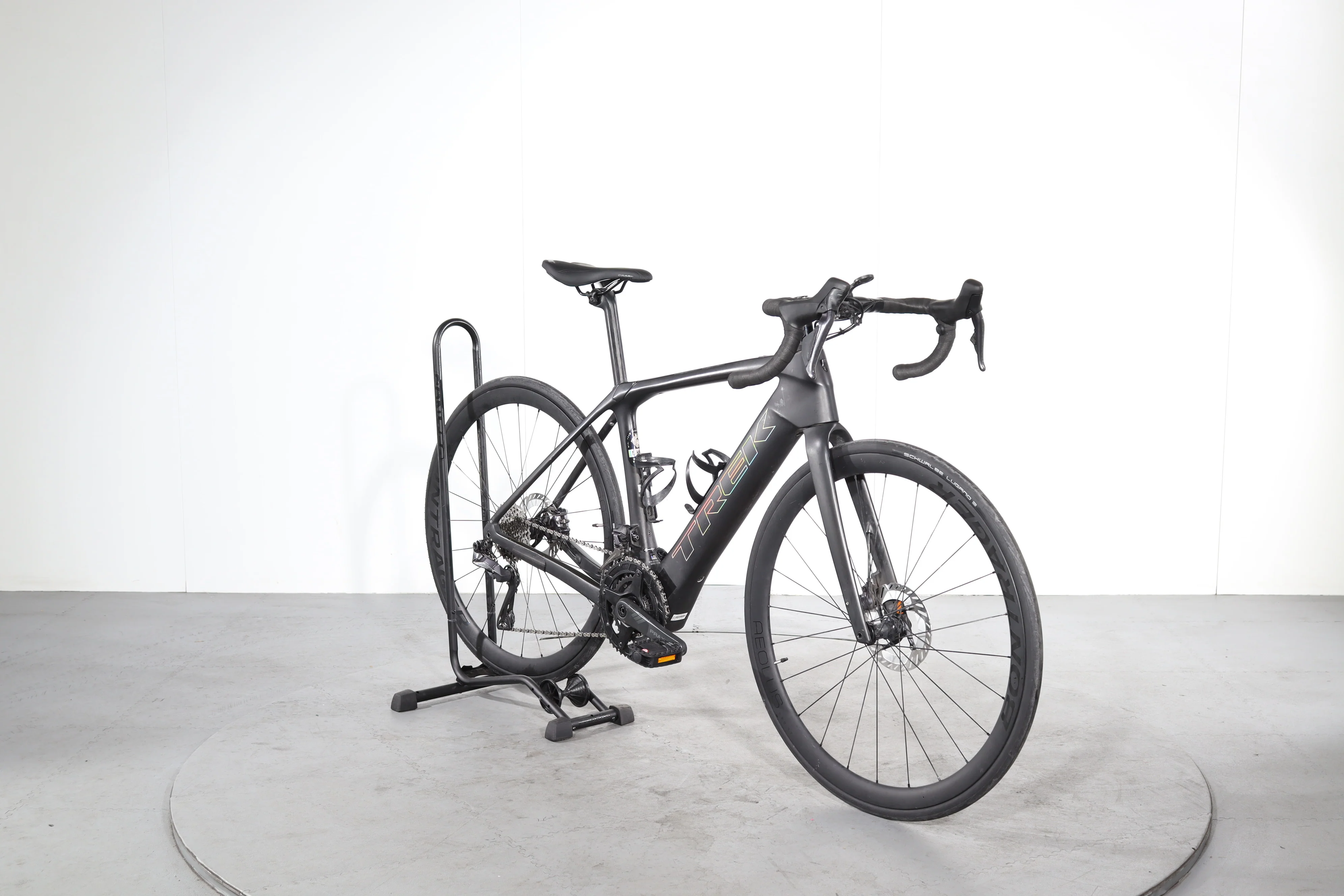 Trek Domane+ SLR 7 Gen 4 - Image 2