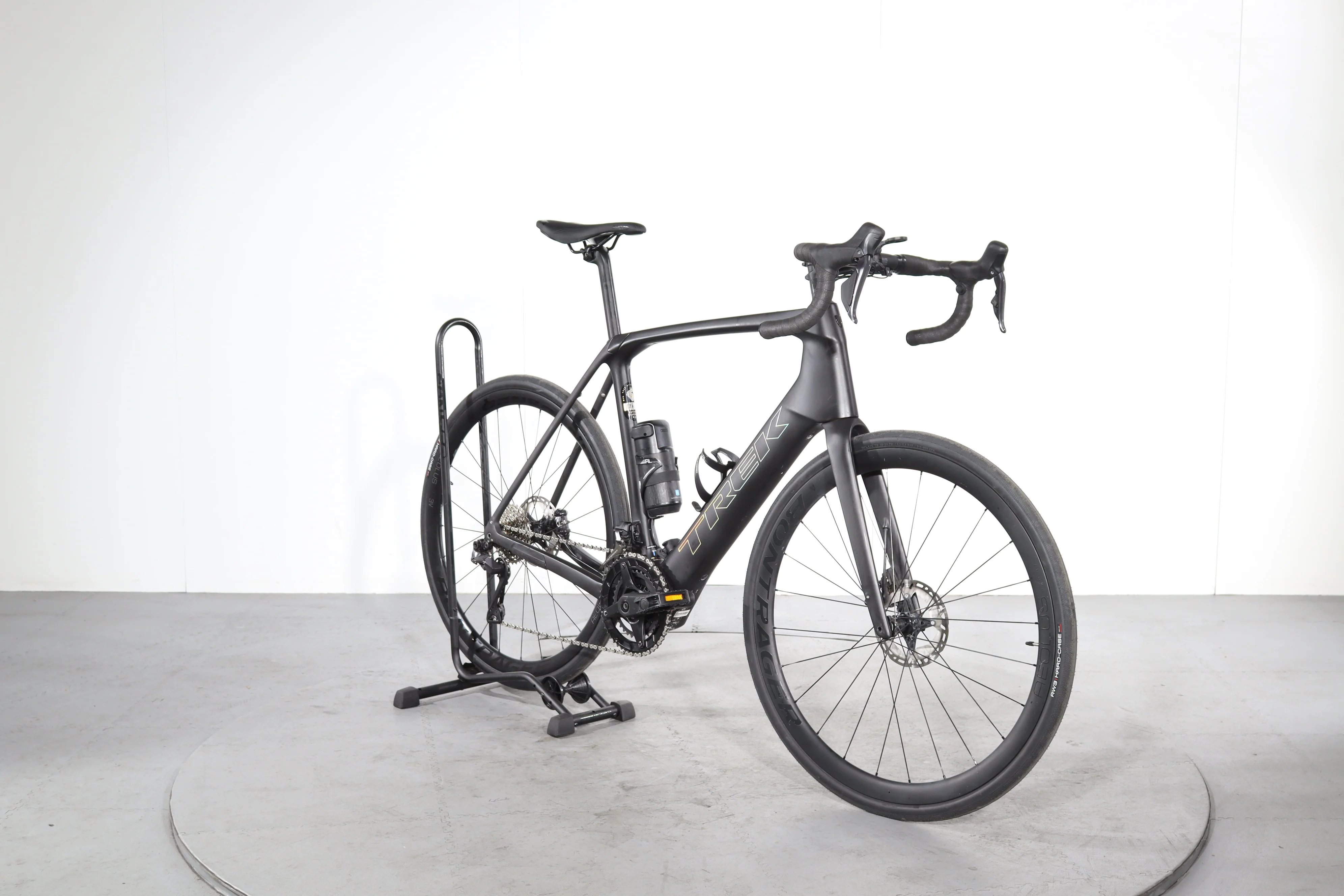 Trek Domane+ SLR 7 Gen 4 - Image 2