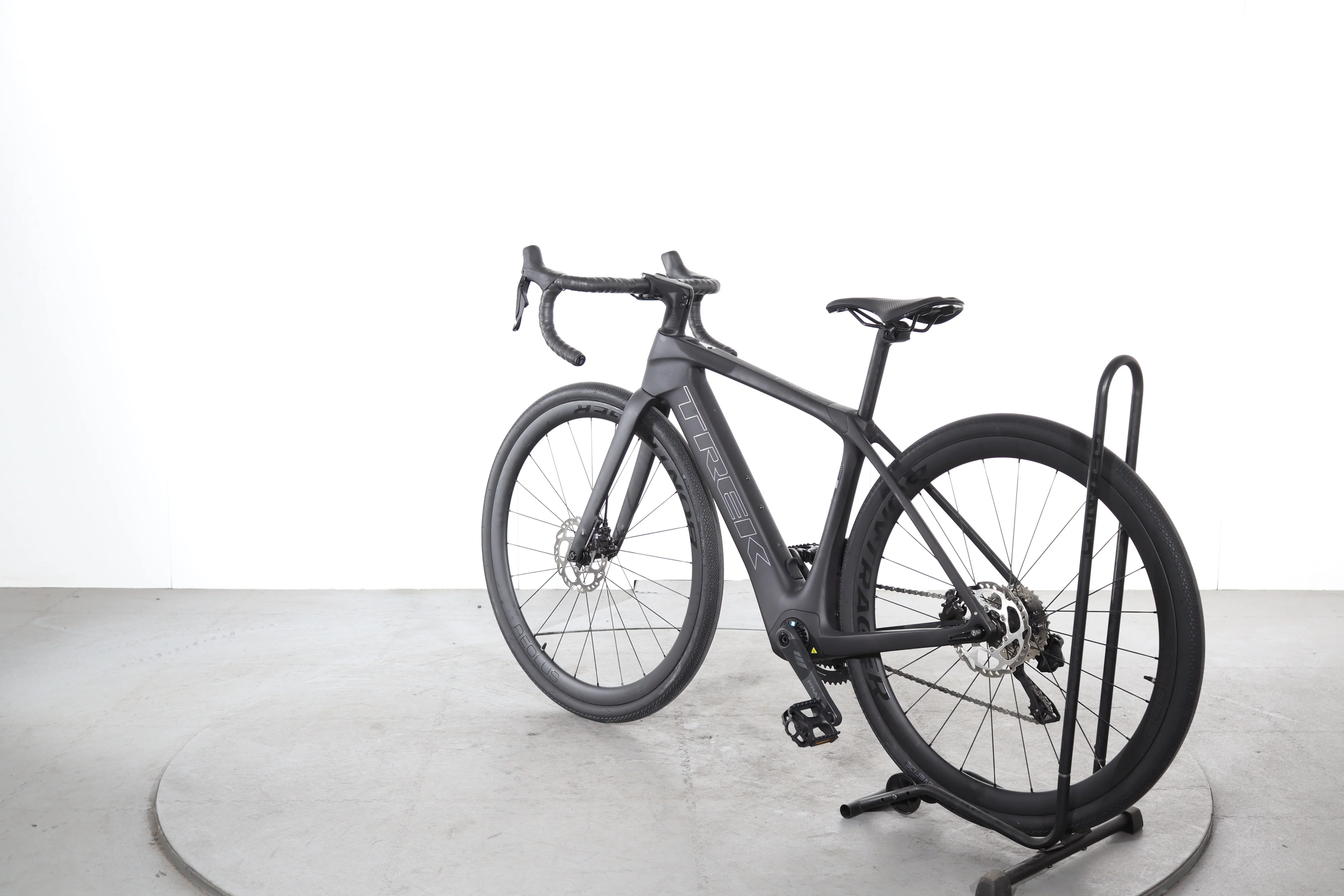 Trek Domane+ SLR6 - Image 5
