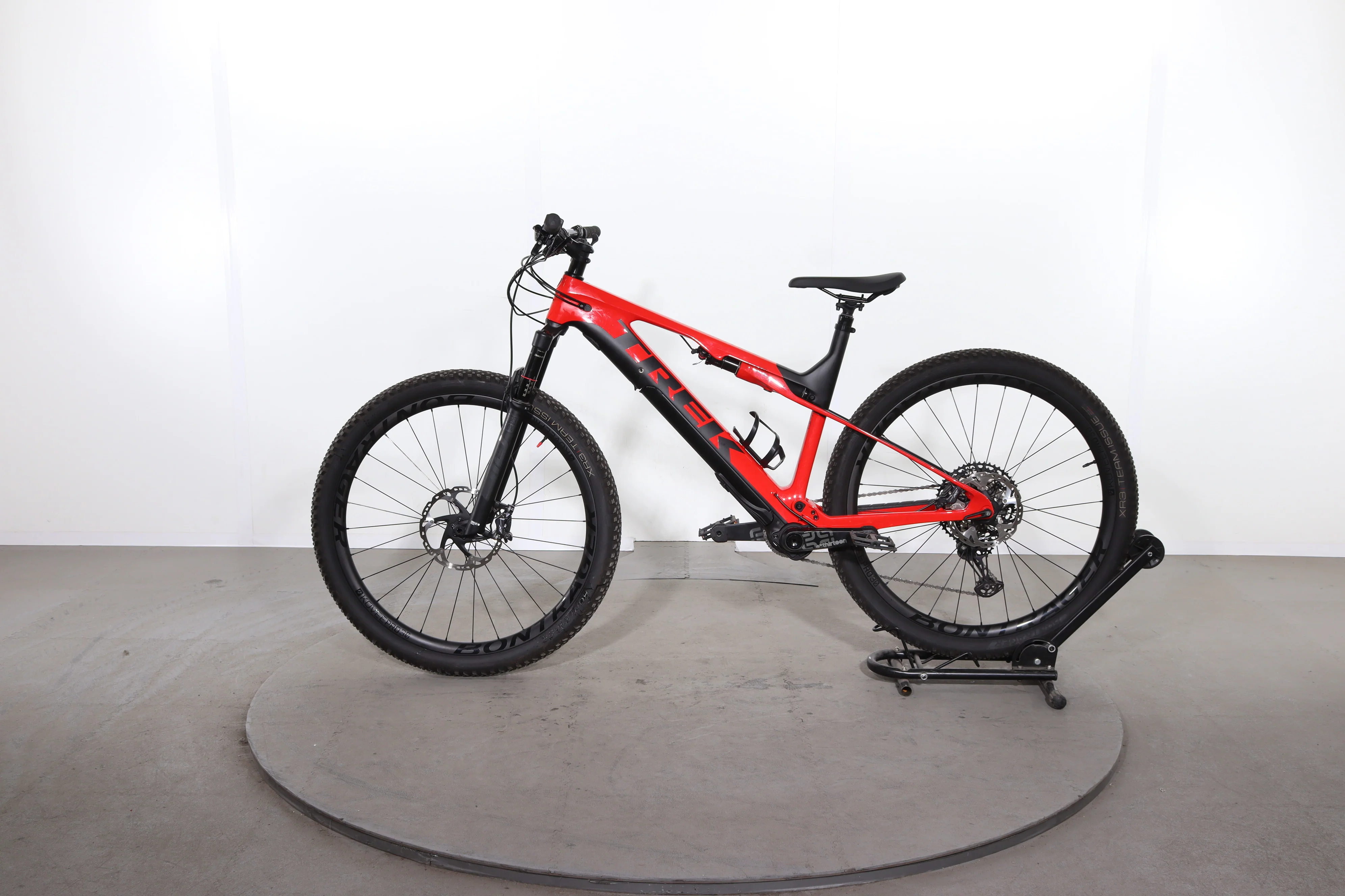 Trek E-Caliber 9.8 XT - Image 4