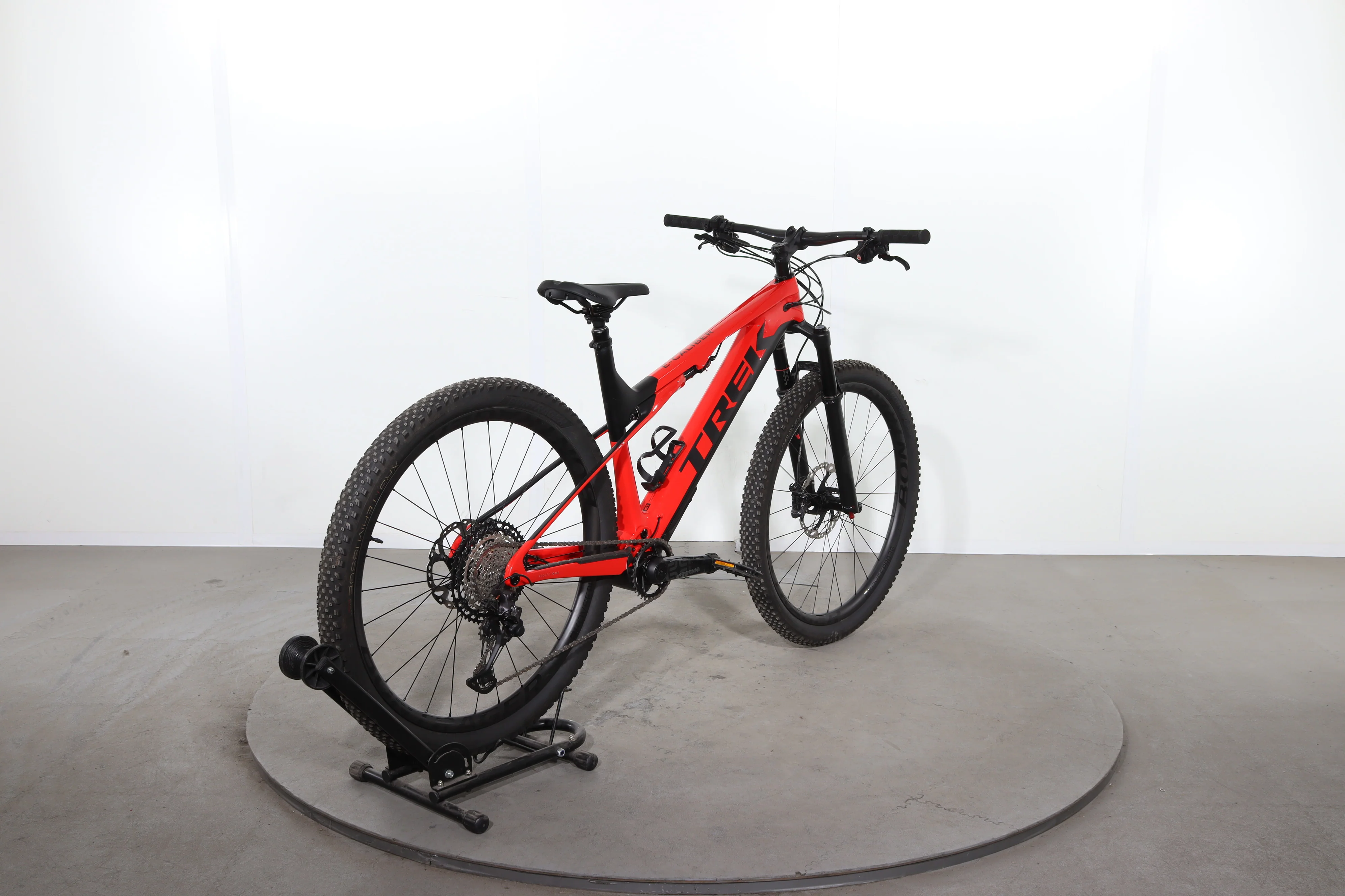 Trek E-Caliber 9.8 XT - Image 6
