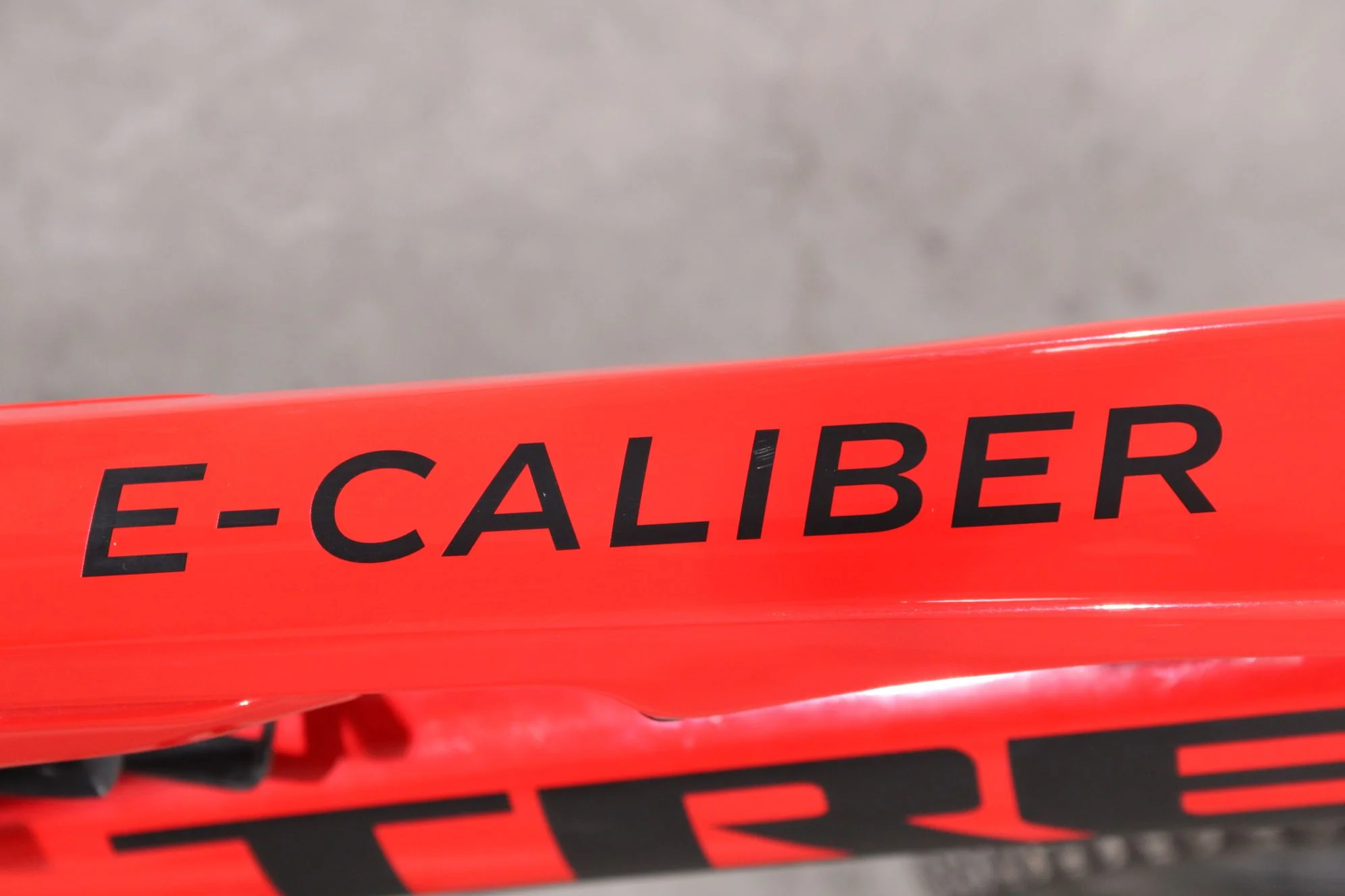 Trek E-Caliber 9.8 XT - Image 8