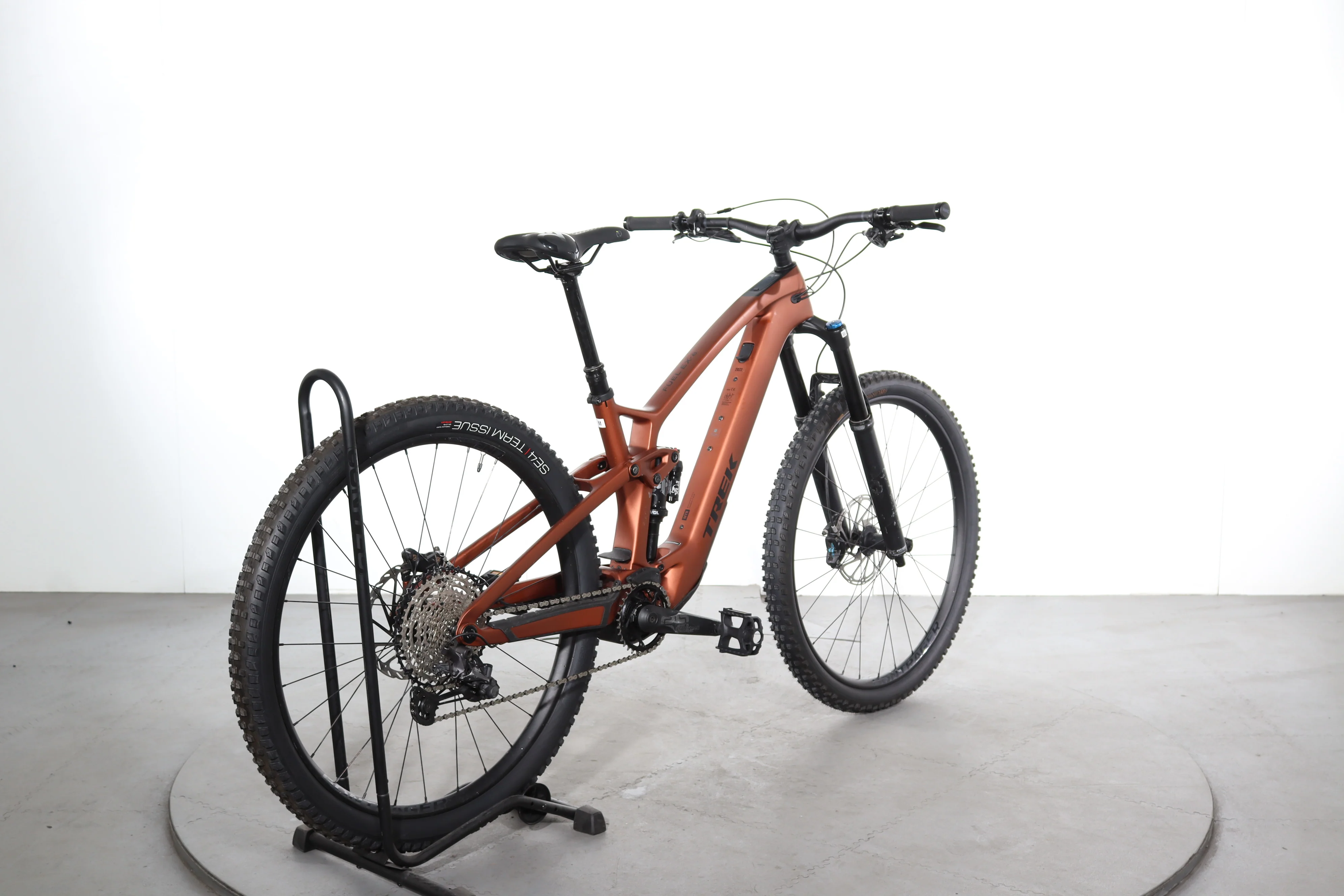 Trek Fuel EX-e 9.7 - Image 6