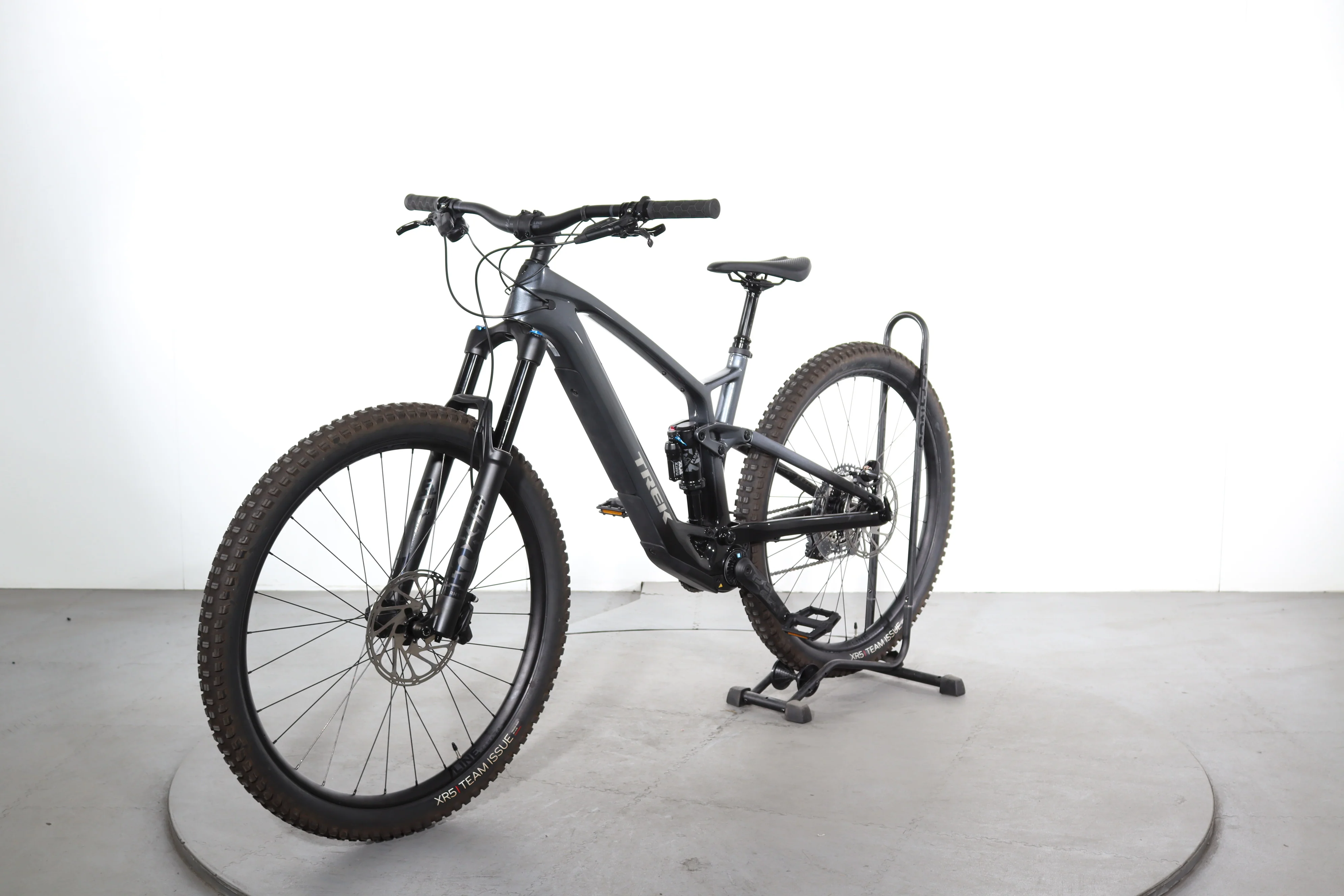 Trek Fuel EX-e 9.7 - Image 3