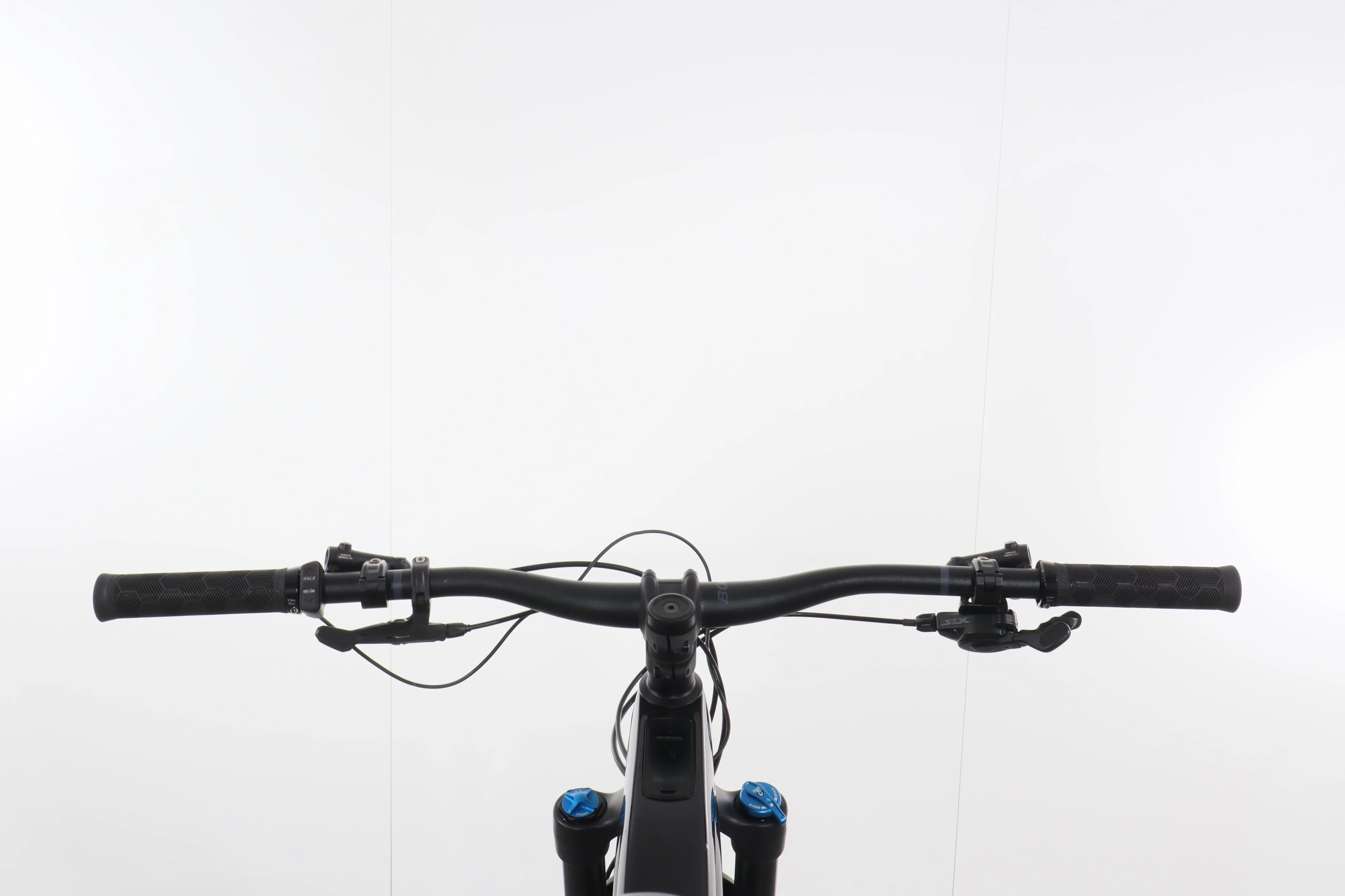 Trek Fuel EXe 9.7. SLX/XT - Image 7