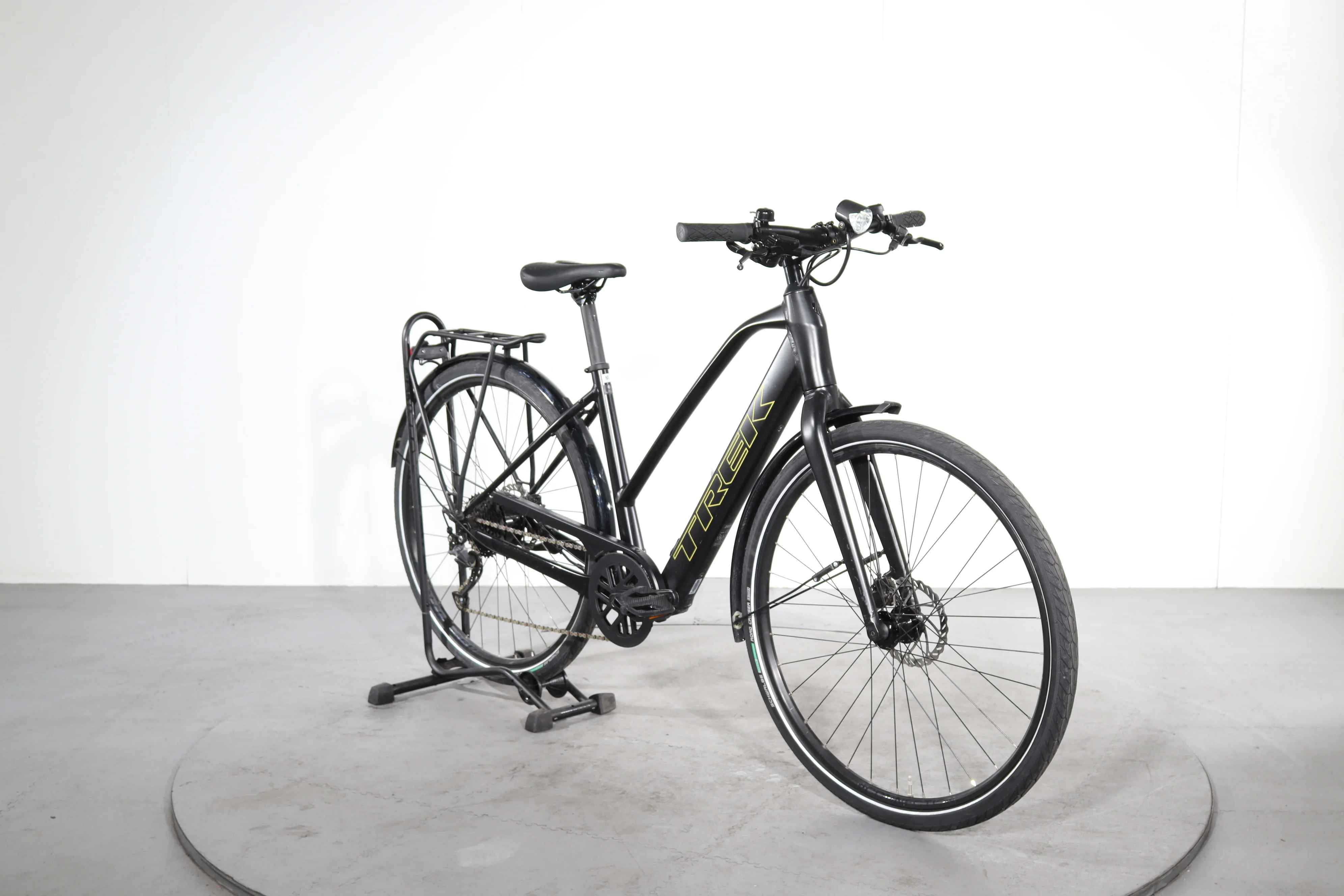 Trek FX+ 2 Stagger