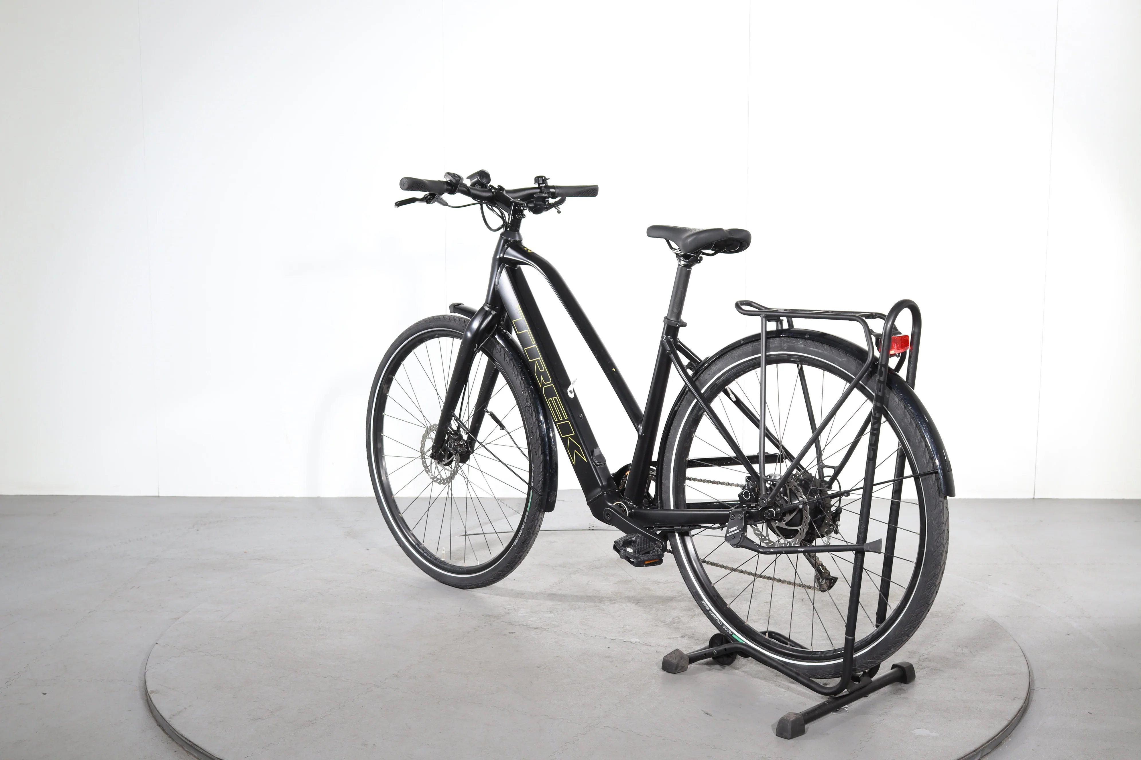 Trek FX+ 2 Stagger - Image 5