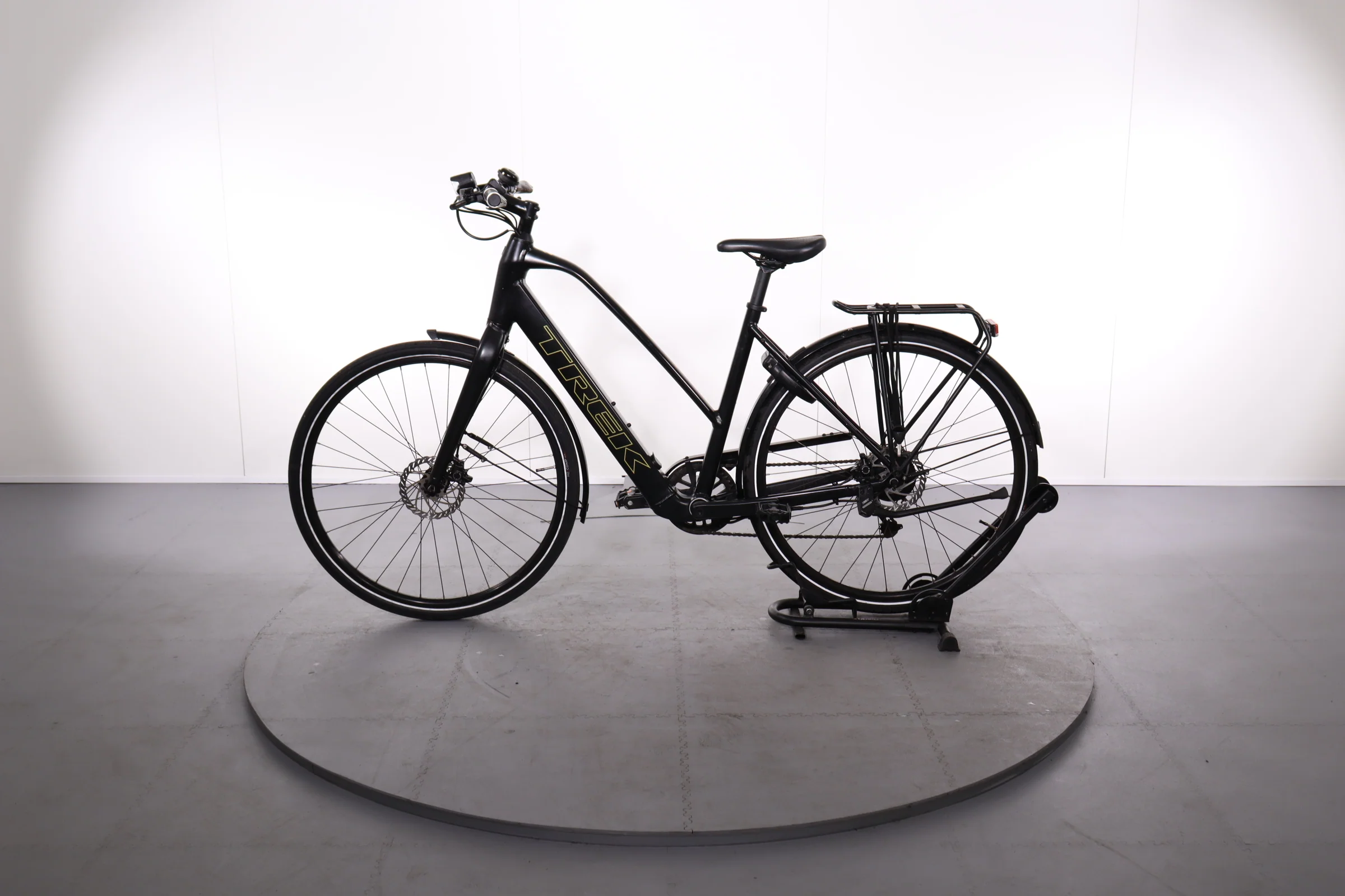 Trek FX+ 2 Stagger - Image 4