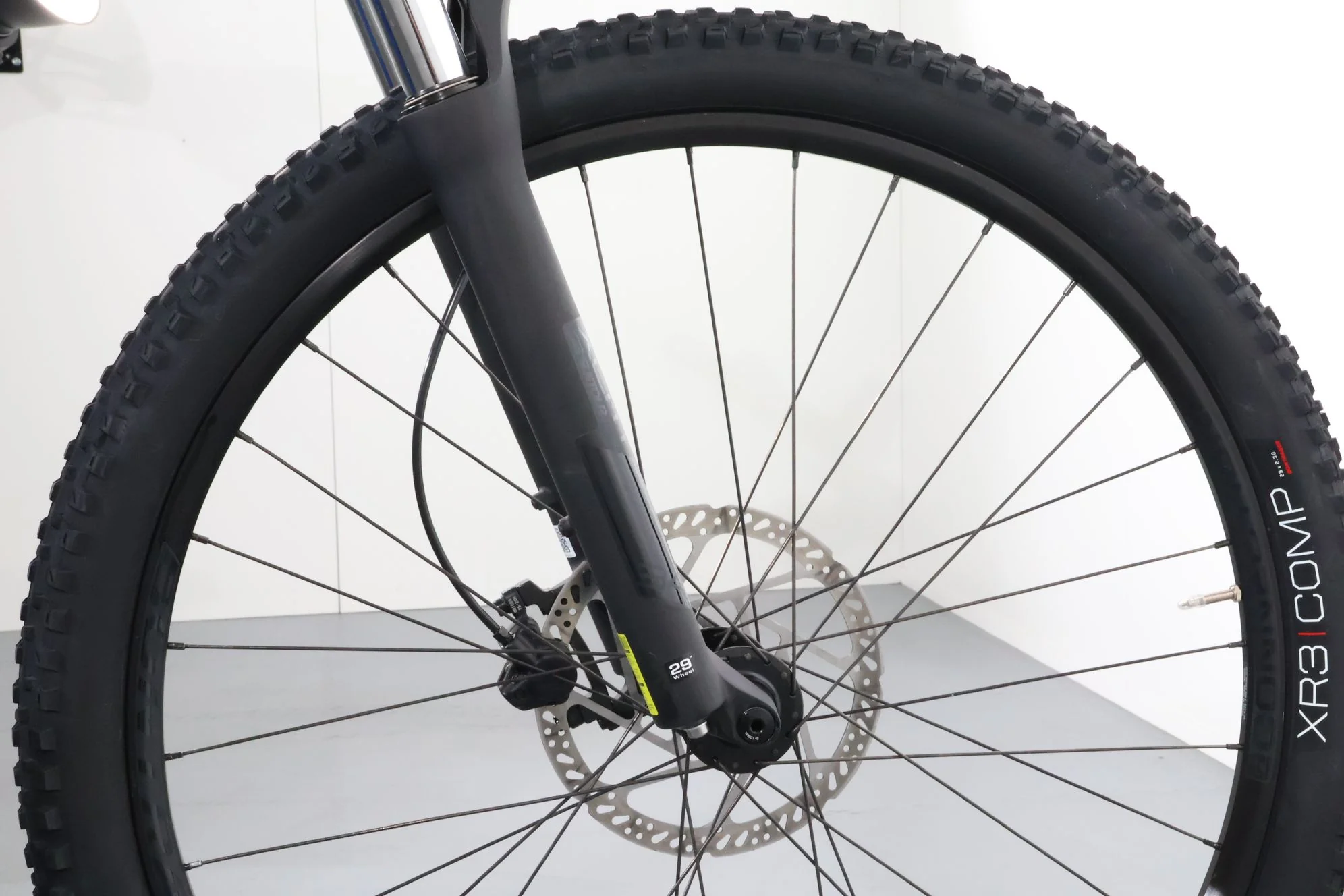 Trek Powerfly 4 Hardtail Gen 2 - Image 10