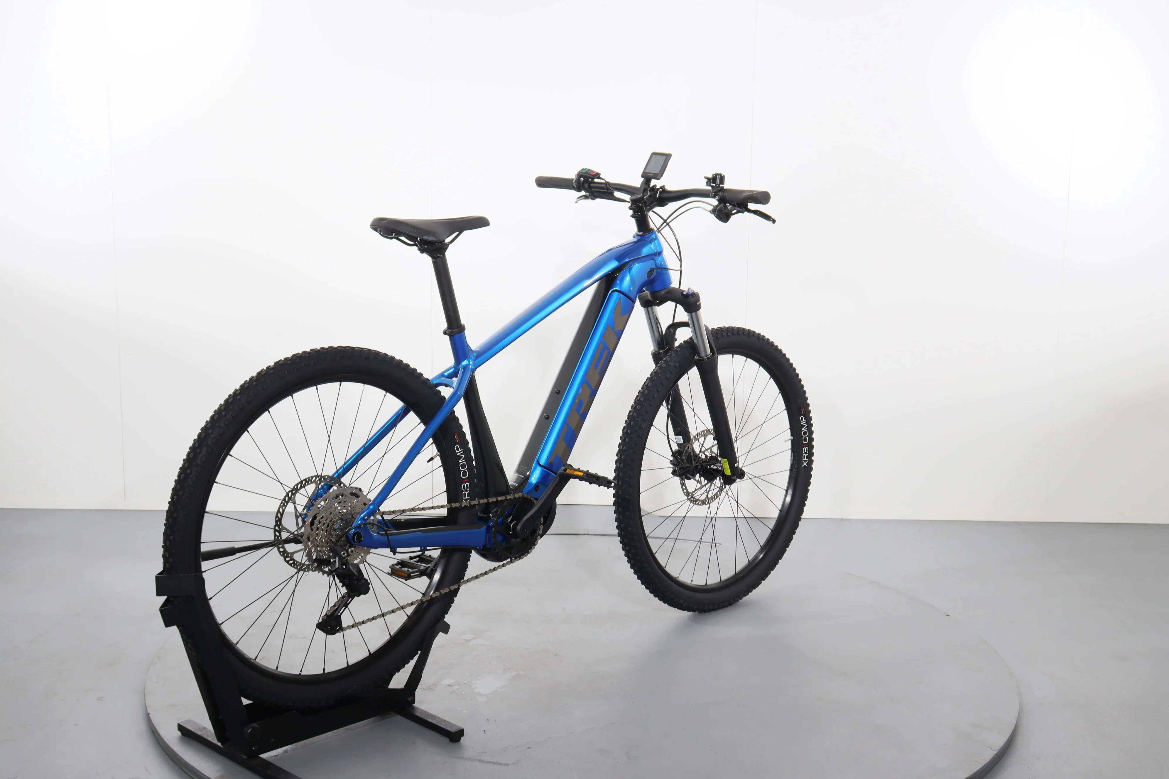 Trek Powerfly 4 Hardtail Gen 2 - Image 6