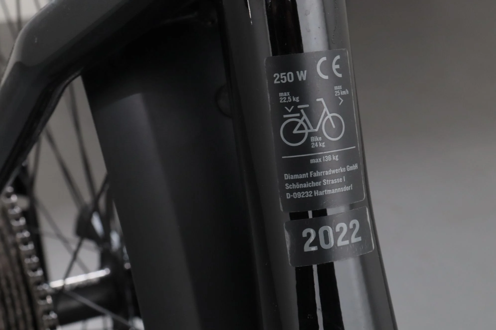 Trek Powerfly FS 4 Equipped - Image 10