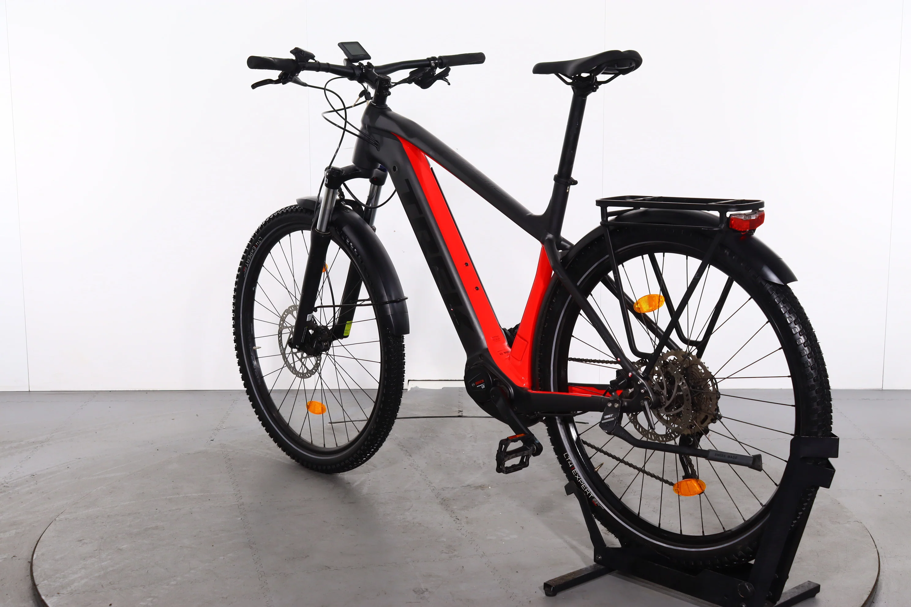 Trek Powerfly Sport 4 EQ - Image 2