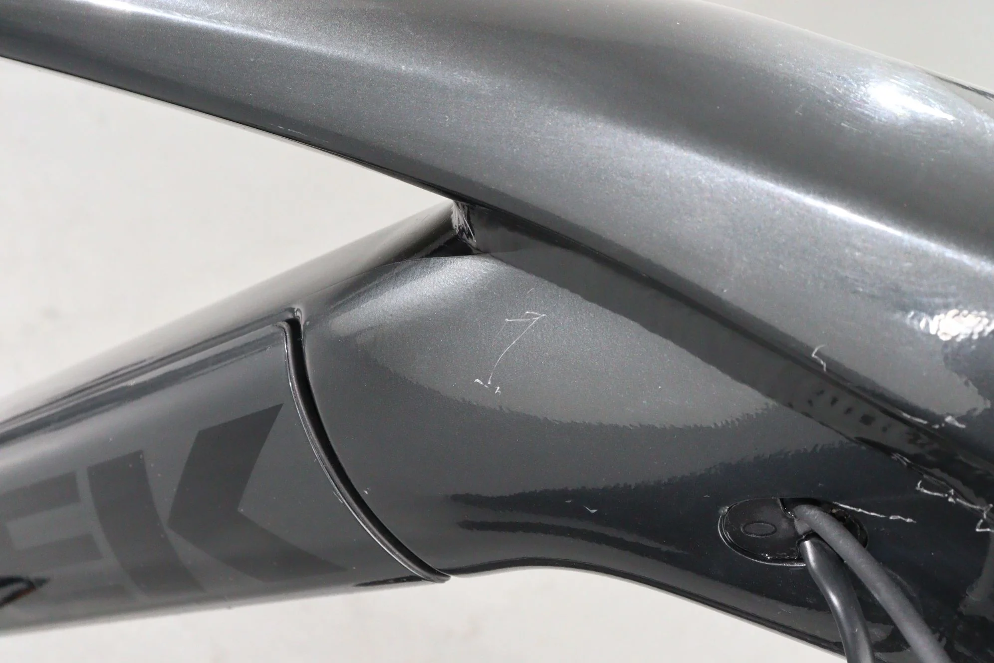 Trek Powerfly Sport 4 Equipped - Image 8
