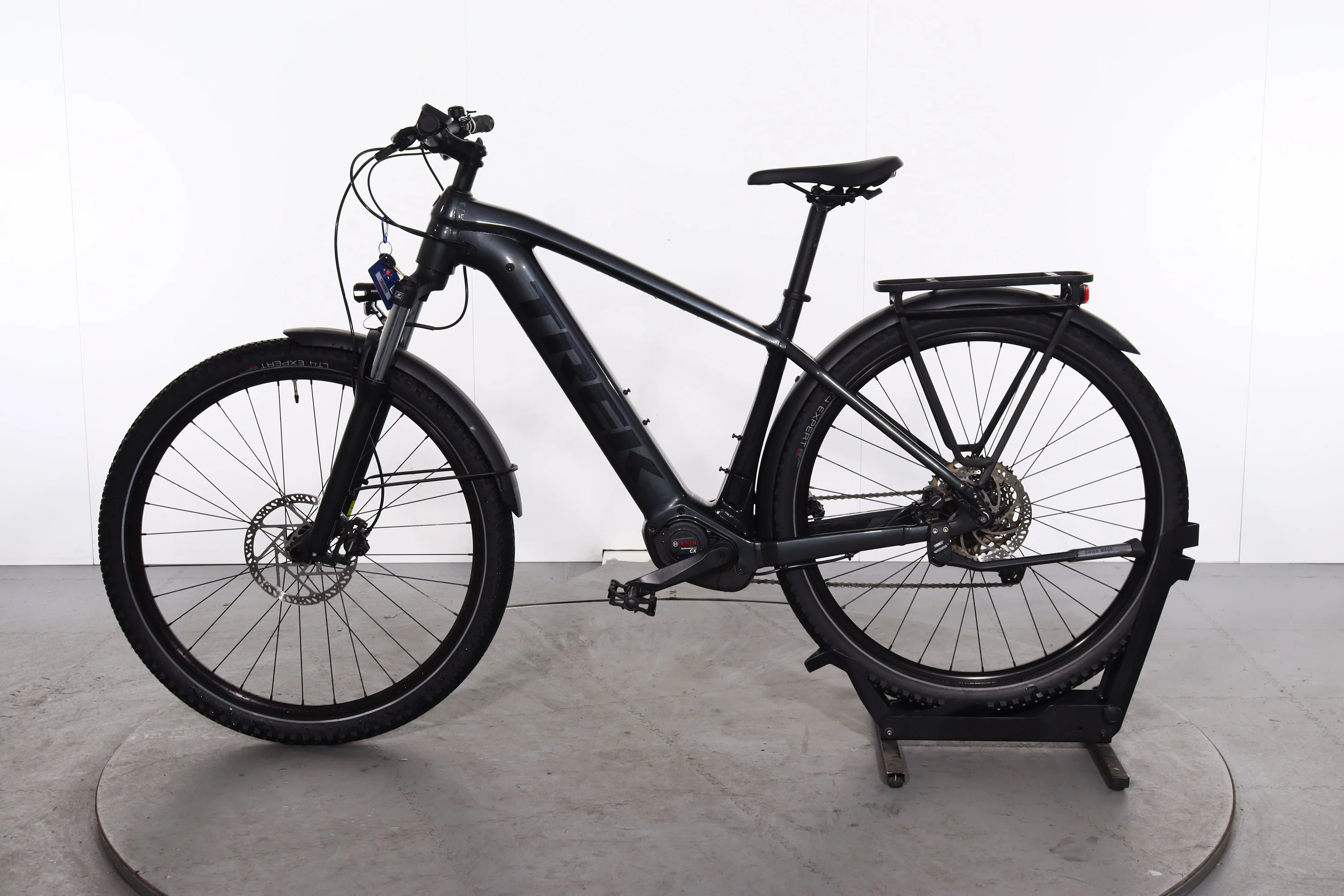 Trek Powerfly Sport 4 Equipped - Image 5